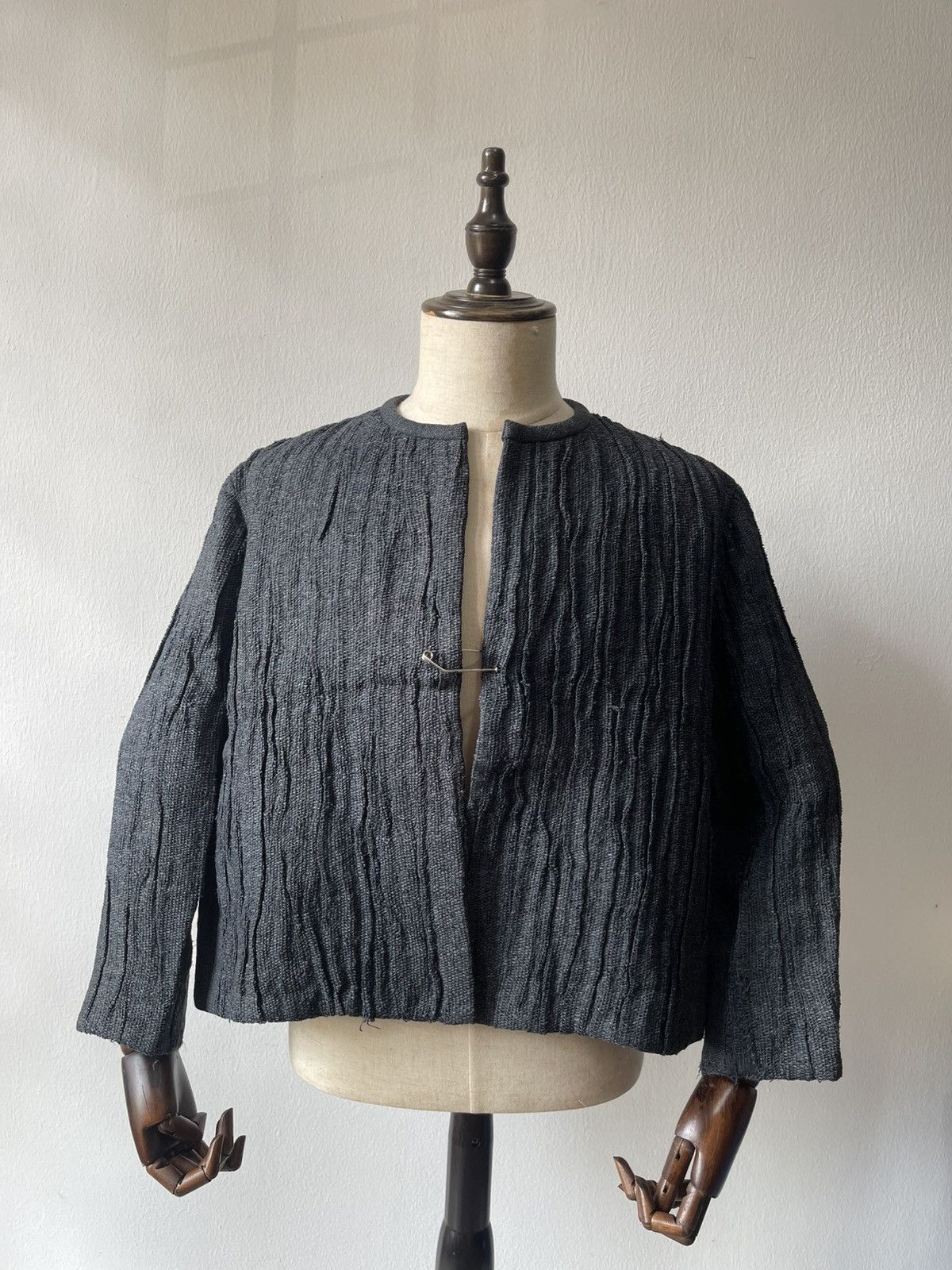 Issey Miyake 80s Issey Miyake PERMANENTE Heavy Fabric Crop Jacket C1 Size US L / EU 52-54 / 3 - 2 Thumbnail