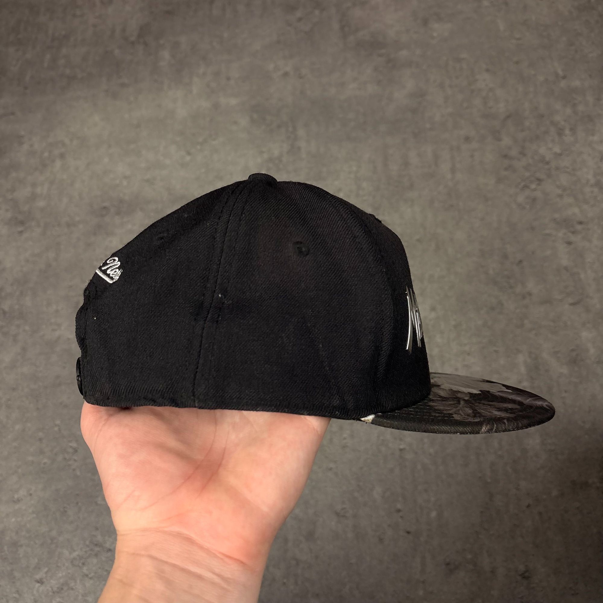 Mitchell & Ness Mitchell & Ness Nostalgia Co. Black Snapback Hat With Floral Size ONE SIZE - 3 Thumbnail
