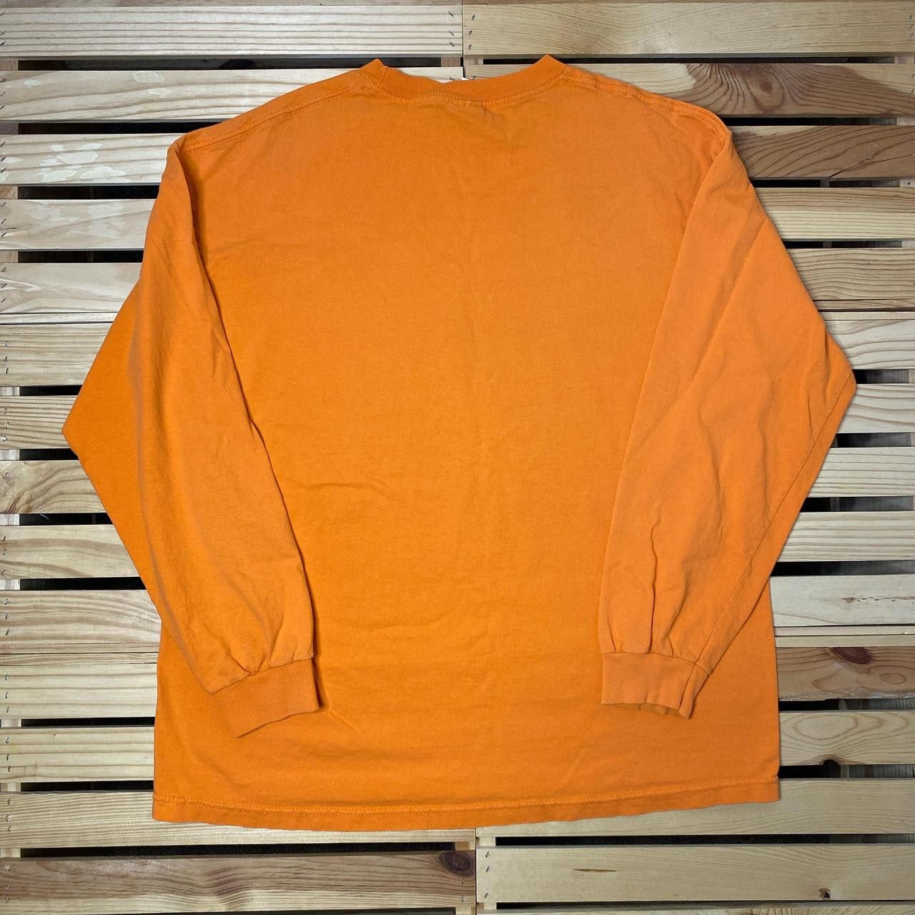 AAA Vintage Weezer Orange Band Tee Size XL Size US XL / EU 56 / 4 - 2 Thumbnail