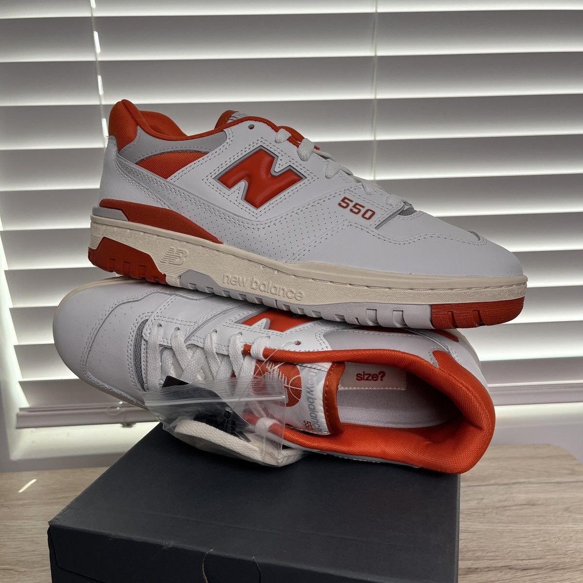 image of New Balance x Size 10)