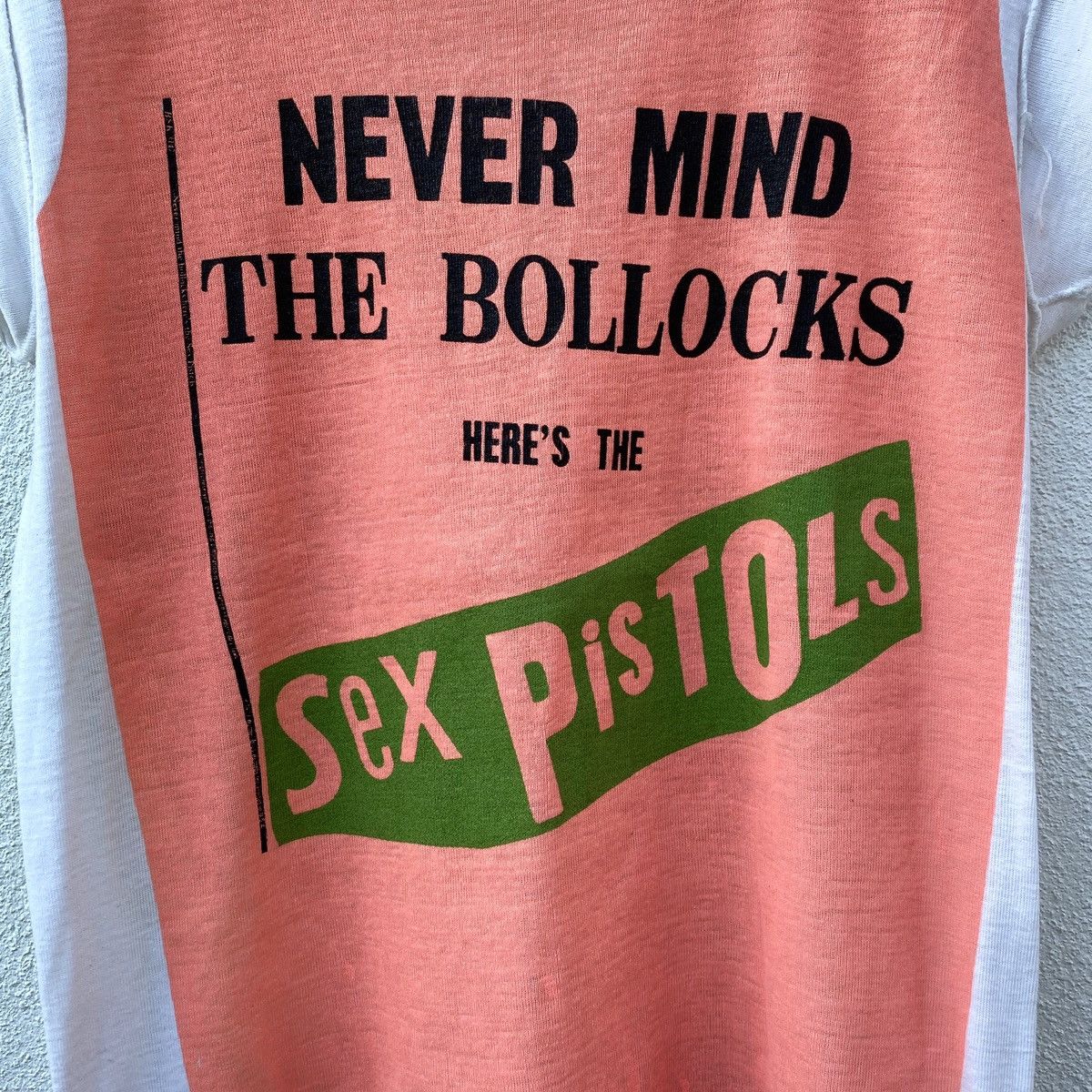 Other VINTAGE SEX PISTOLS Jamie Reid Never Mind The Bollocks 1977 Size US M / EU 48-50 / 2 - 3 Thumbnail