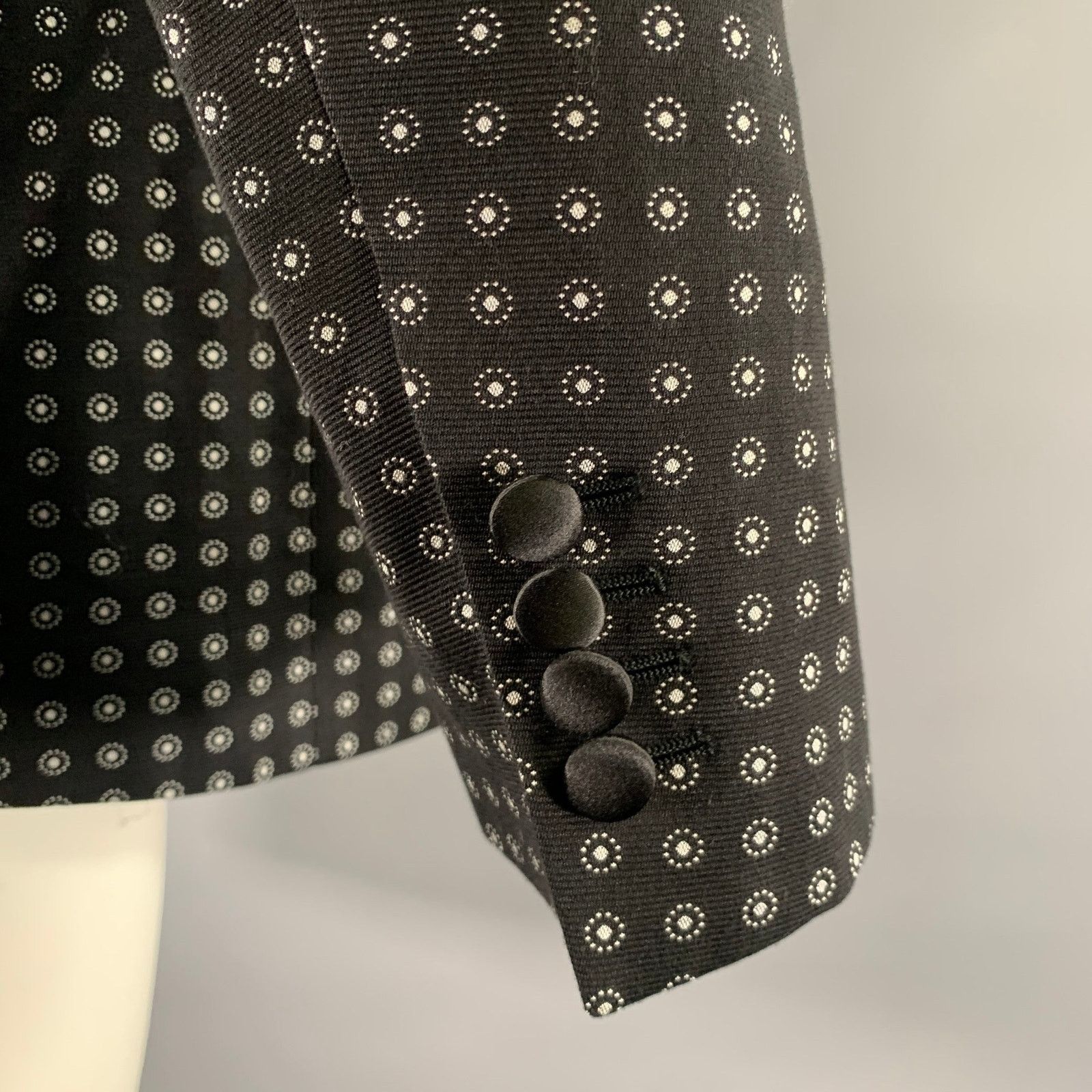 Dolce & Gabbana DOLCE & GABBANA 40 Black White Dot Cotton Tuxedo Sport Coat Size 40R - 5 Thumbnail