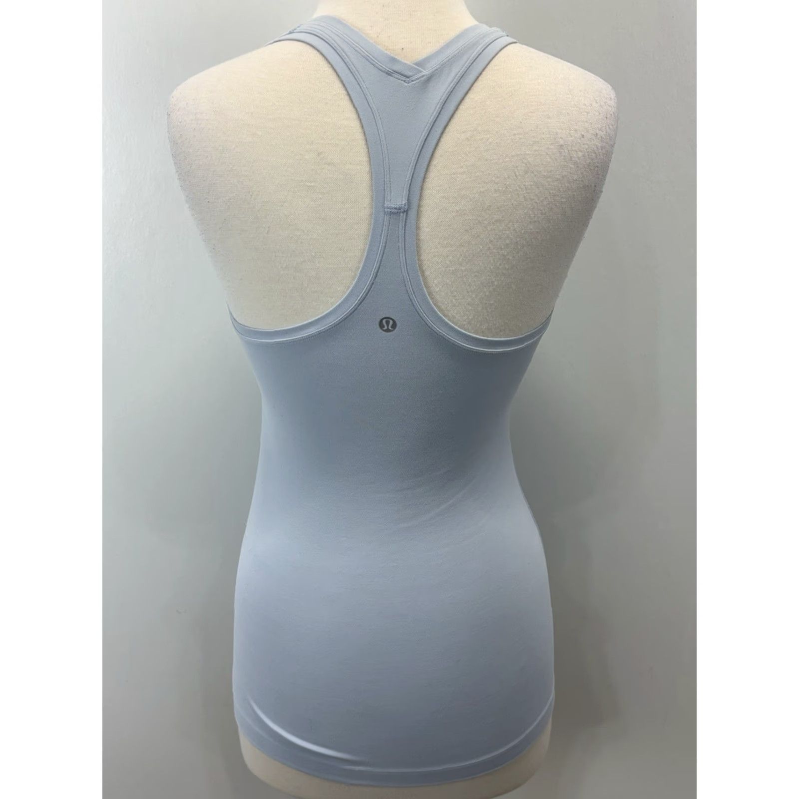 Lululemon LULULEMON Nulu Racerback Tank Top Size 6 Women’s Light Blue Stretch Activewear Running Size M / US 6-8 / IT 42-44 - 3 Thumbnail
