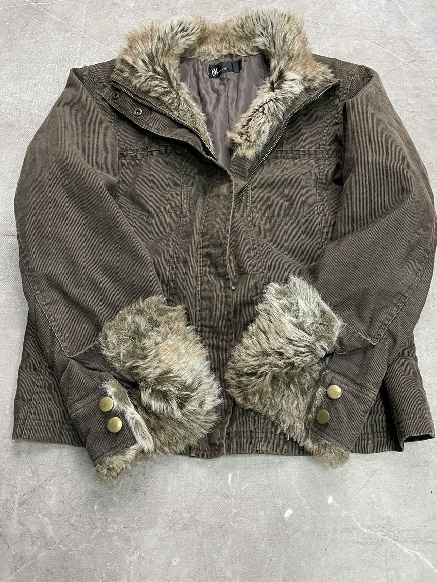 If Six Was Nine If six was nine style corduroy fur jacket vintage Y2K style Size US L / EU 52-54 / 3 - 5 Thumbnail