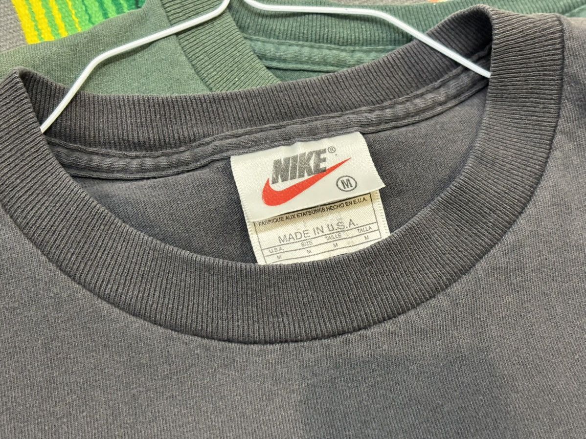Nike 90’s Nike embroidered swoosh graphic t shirt bundle sz M & L Size US L / EU 52-54 / 3 - 4 Thumbnail