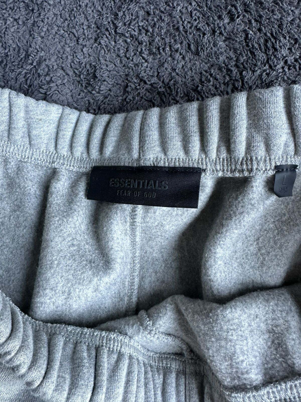 Essentials Essentials Fleece Soccer Short Dark Heather (FW24) Size US 33 - 5 Thumbnail