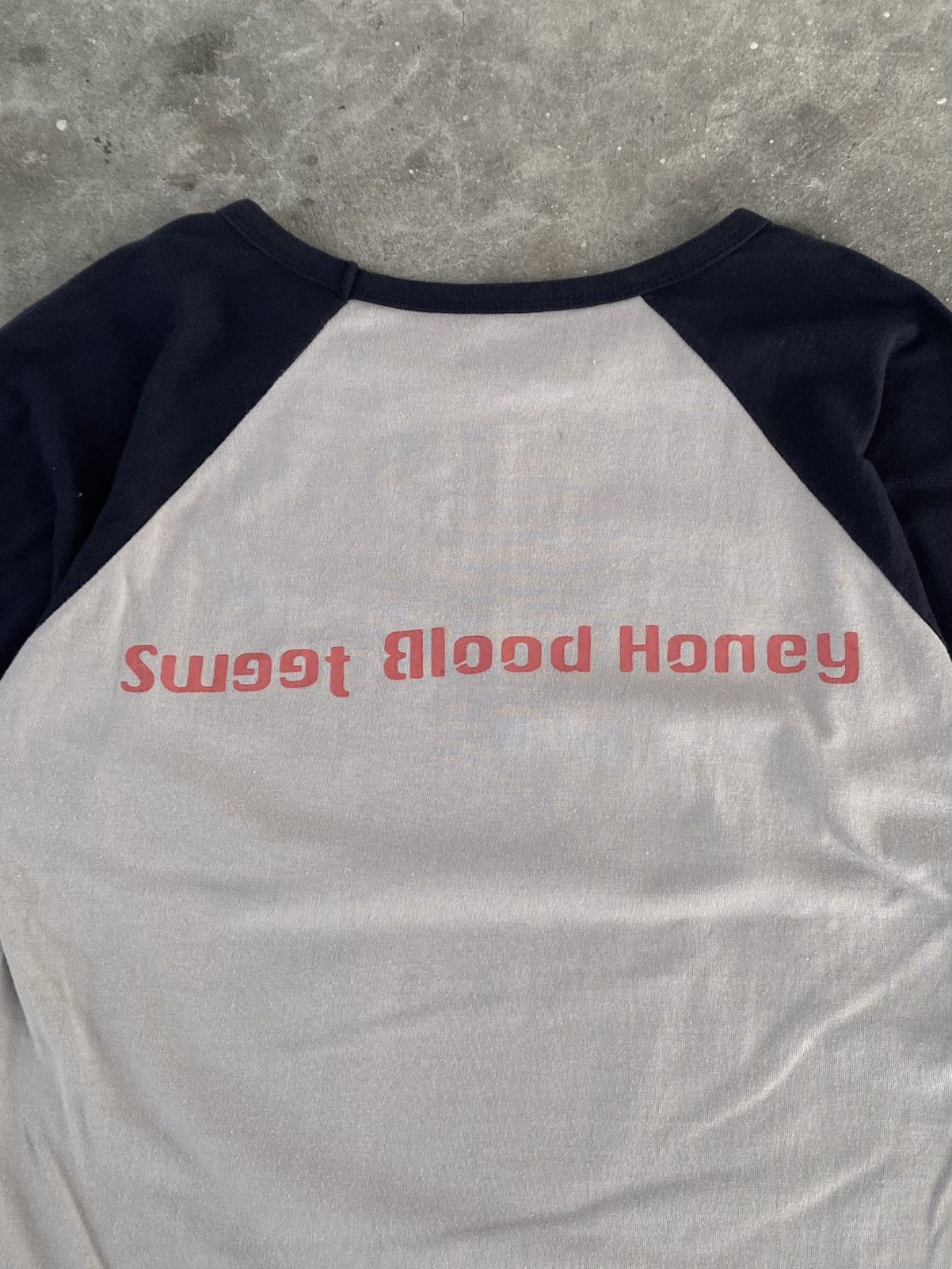 Beauty:Beast 1990s ”Sweet Blood Honey“ Raglan Tee