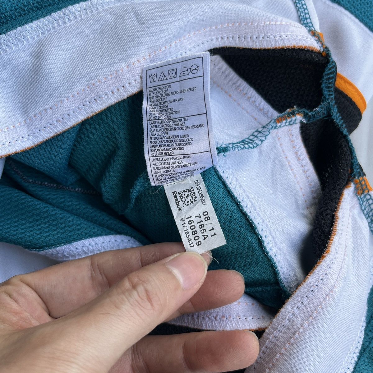 Reebok NHL San Jose Shark Reebok Jersey Size US XL / EU 56 / 4 - 11 Thumbnail