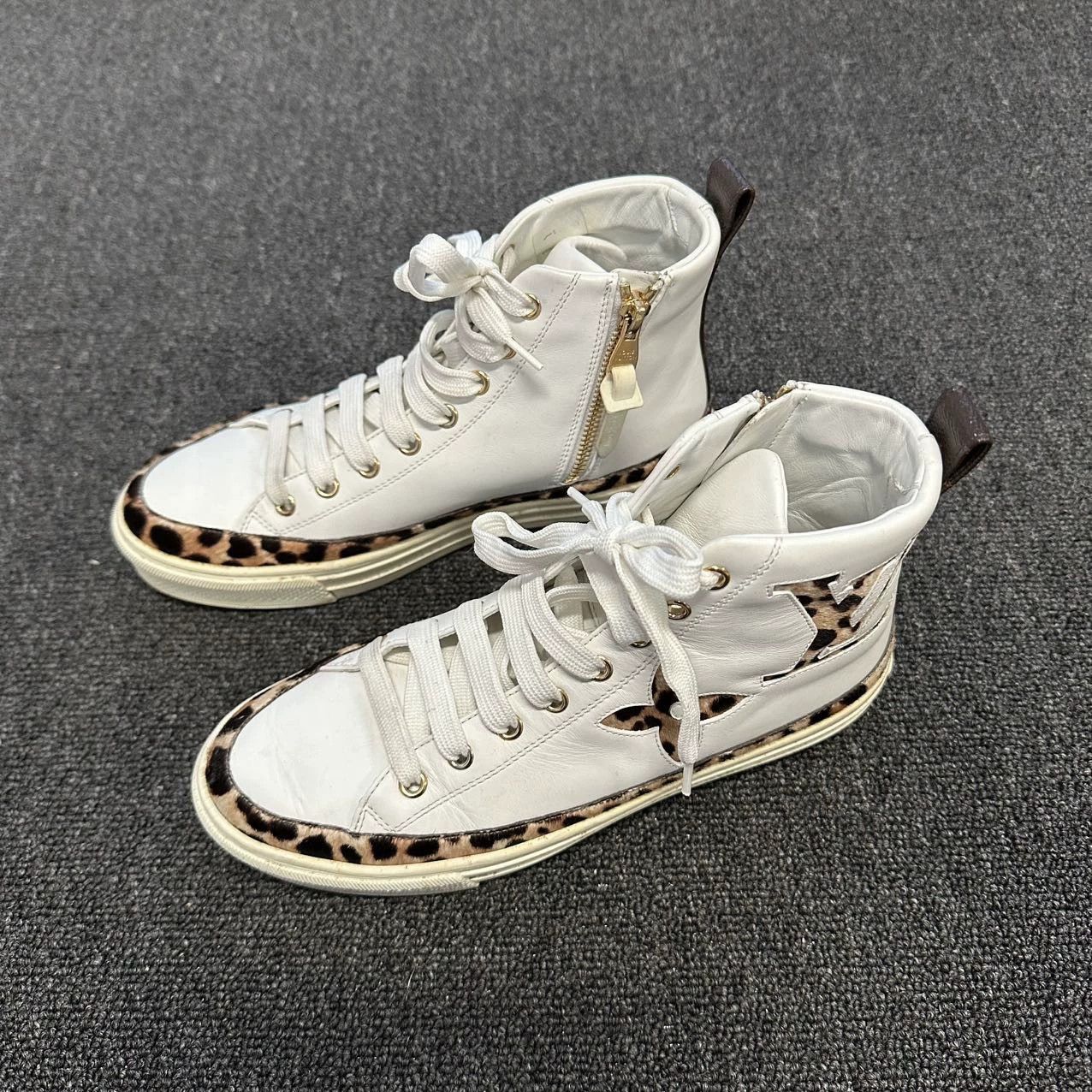 Louis Vuitton LV 95 New White Leopard Print Sneakers 36.5 Size US 5.5 / IT 35.5 - 1 Thumbnail