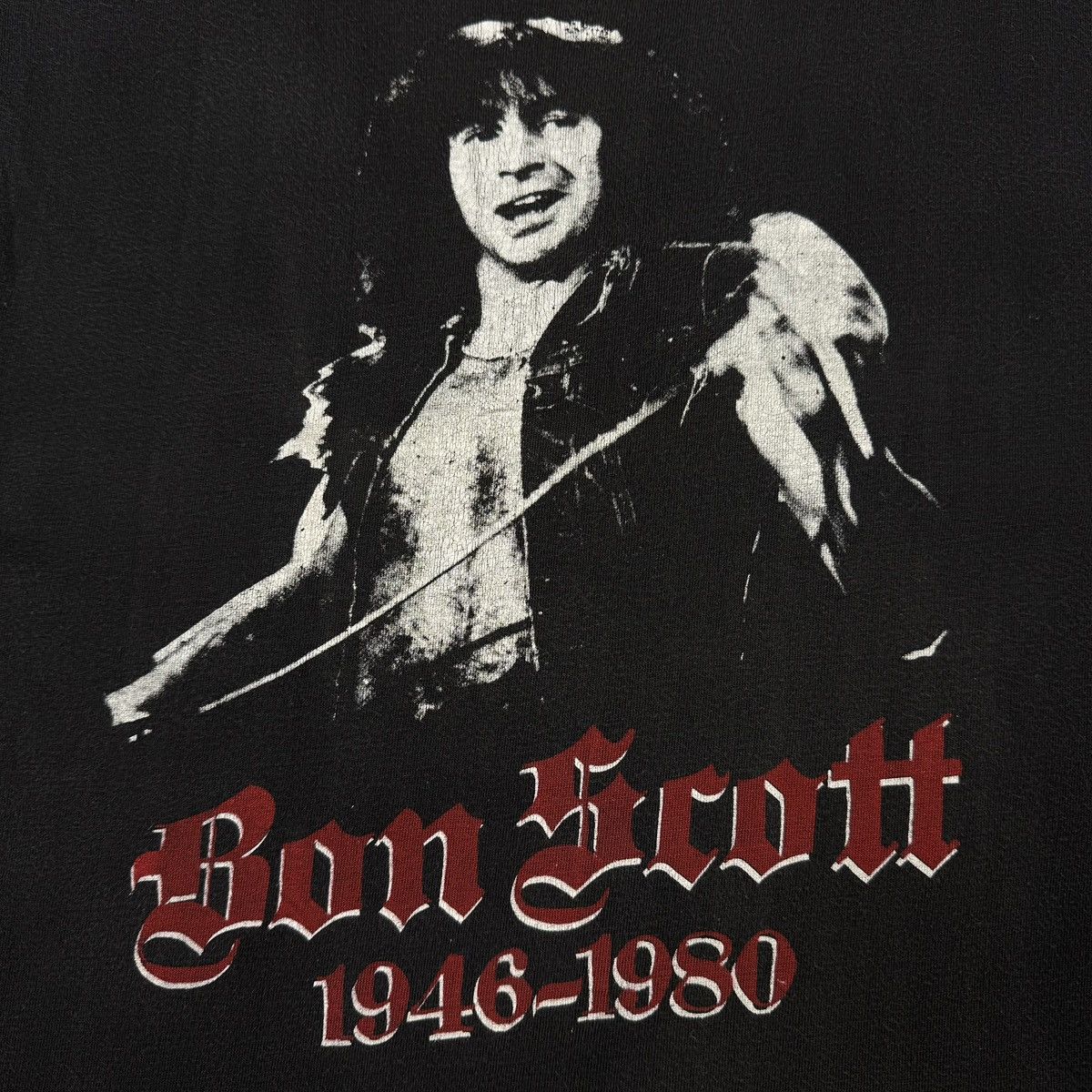 AC/DC × Band Tees × Vintage Vintage Bon Scott AC/DC 90s Memorial Band Tank Top T Shirt Size US S / EU 44-46 / 1 - 3 Thumbnail