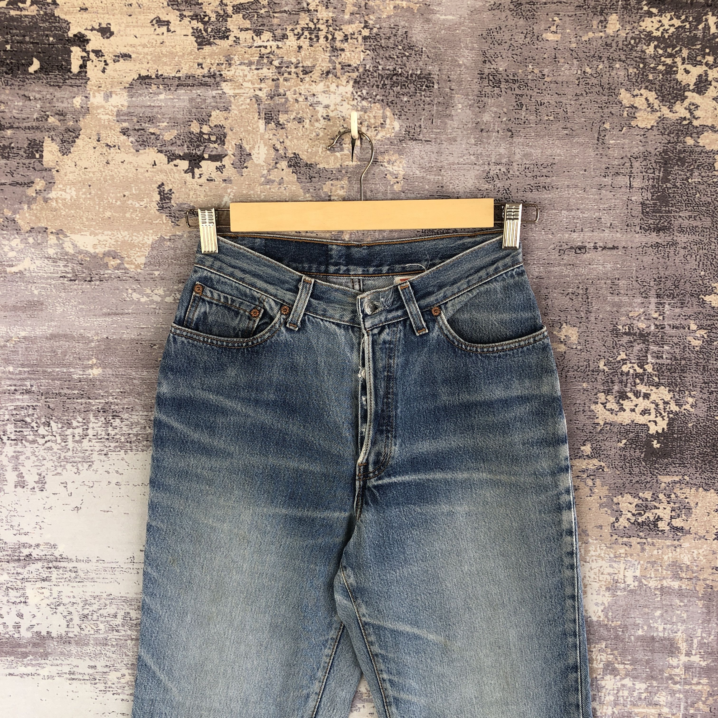 Levi's Vintage 90s Levis 501 Distressed Levi's Faded Denim Size 26" / US 2 / IT 38 - 3 Thumbnail