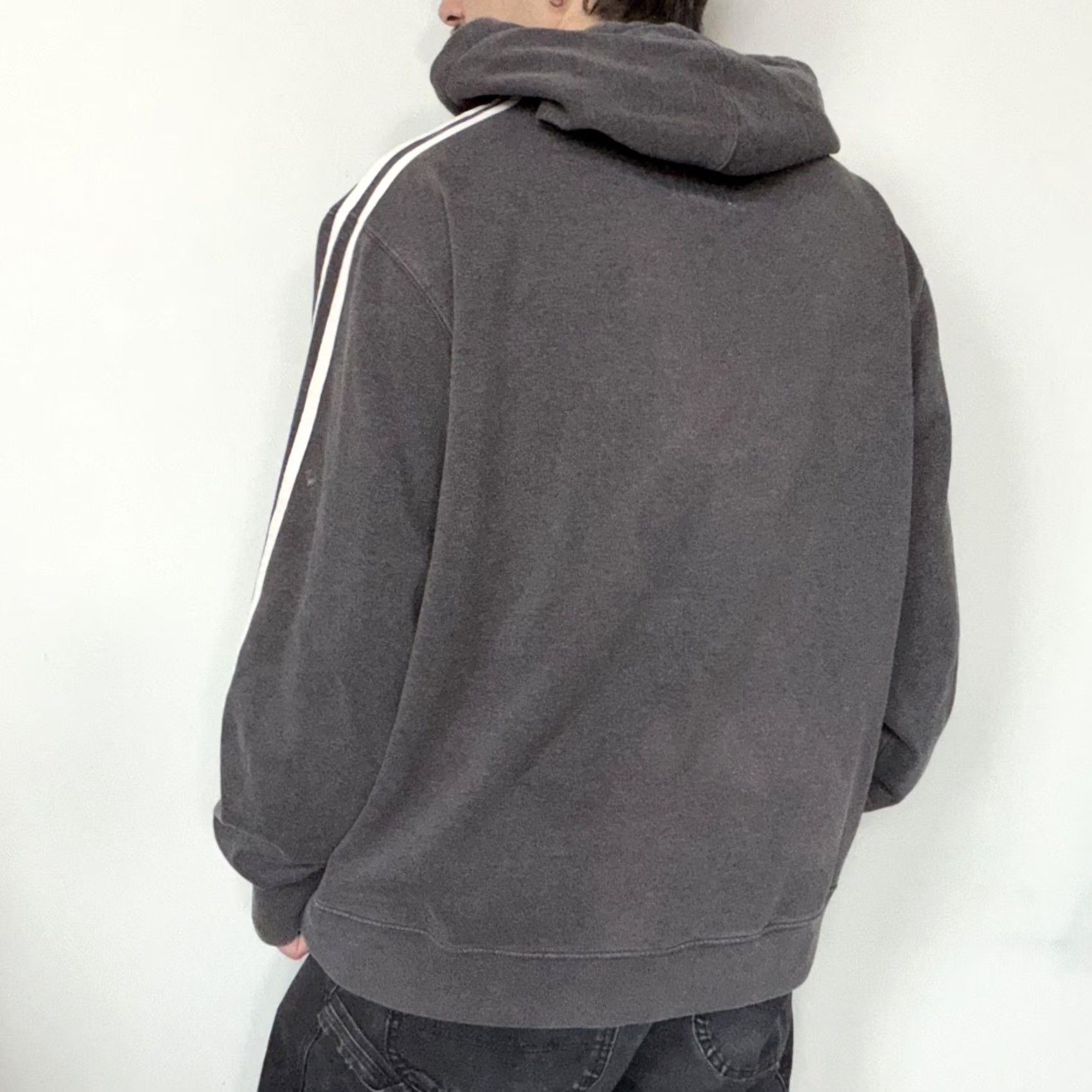 Aeropostale VINTAGE Aeropostale Hoodie Mens XL Gray AERO Athletics Logo Fleece Sweatshirt 2000s Y2K Sports Graphic Print Kangaroo Pocket Size US XL / EU 56 / 4 - 2 Thumbnail