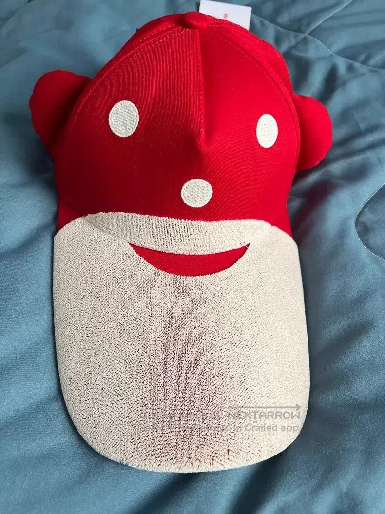 Walter Van Beirendonck Walter Van Beirendonck Red Bear Cap . Size ONE SIZE - 1 Thumbnail