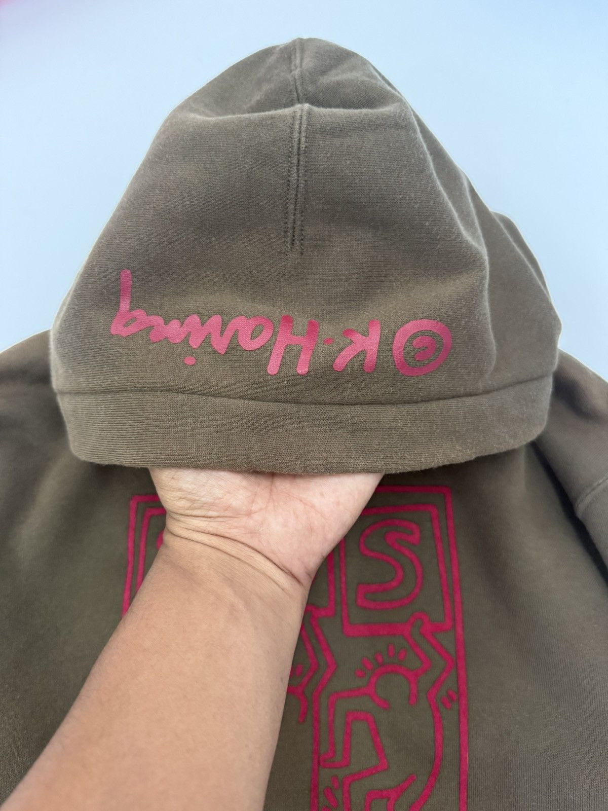 Keith Haring 🔥 Uniqlo Japan Keith Haring SOS Sunfaded Sweat Hoodie - S Size US S / EU 44-46 / 1 - 8 Thumbnail