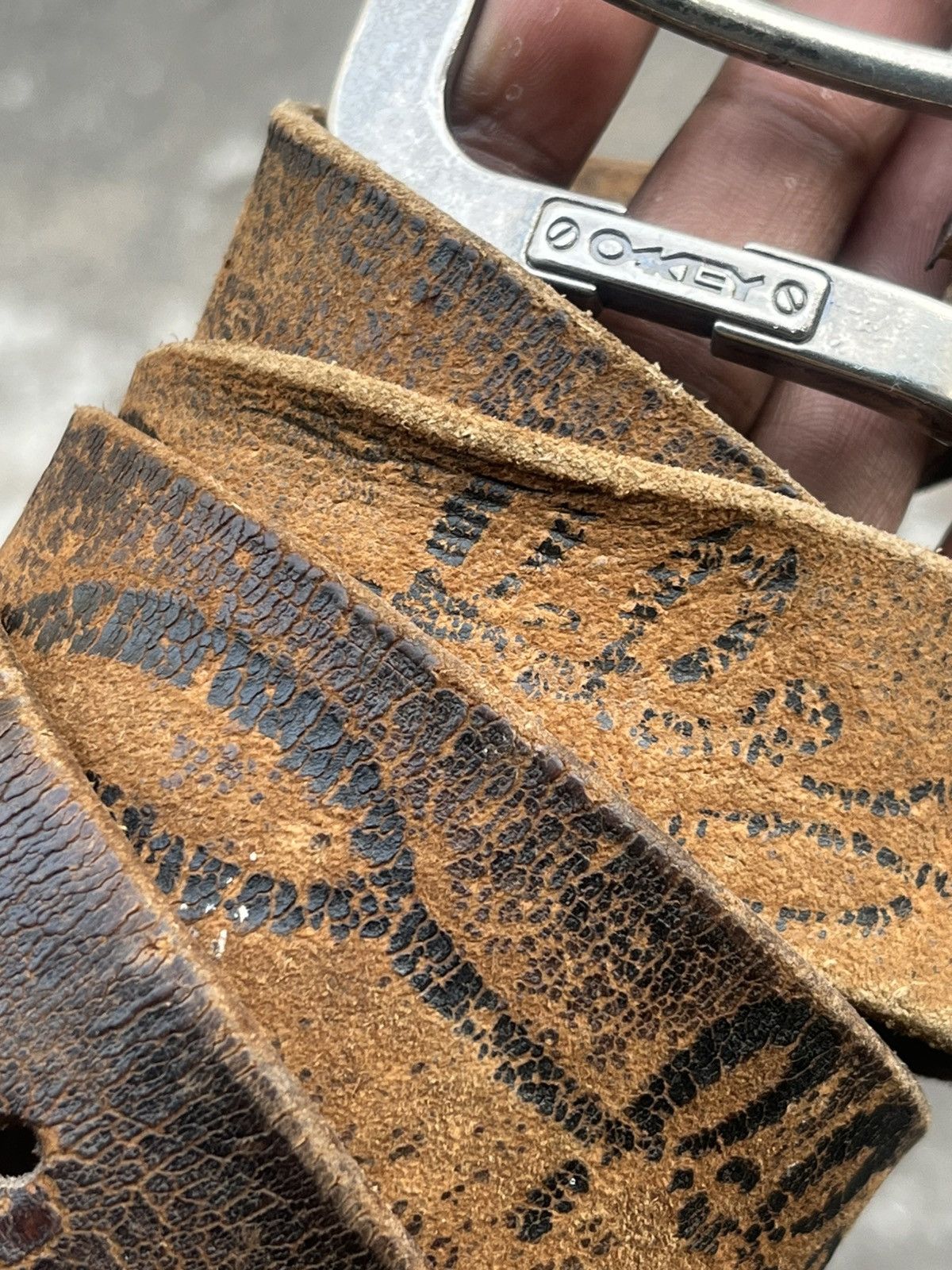 Oakley Oakley brown faded belt Size 36 - 3 Thumbnail