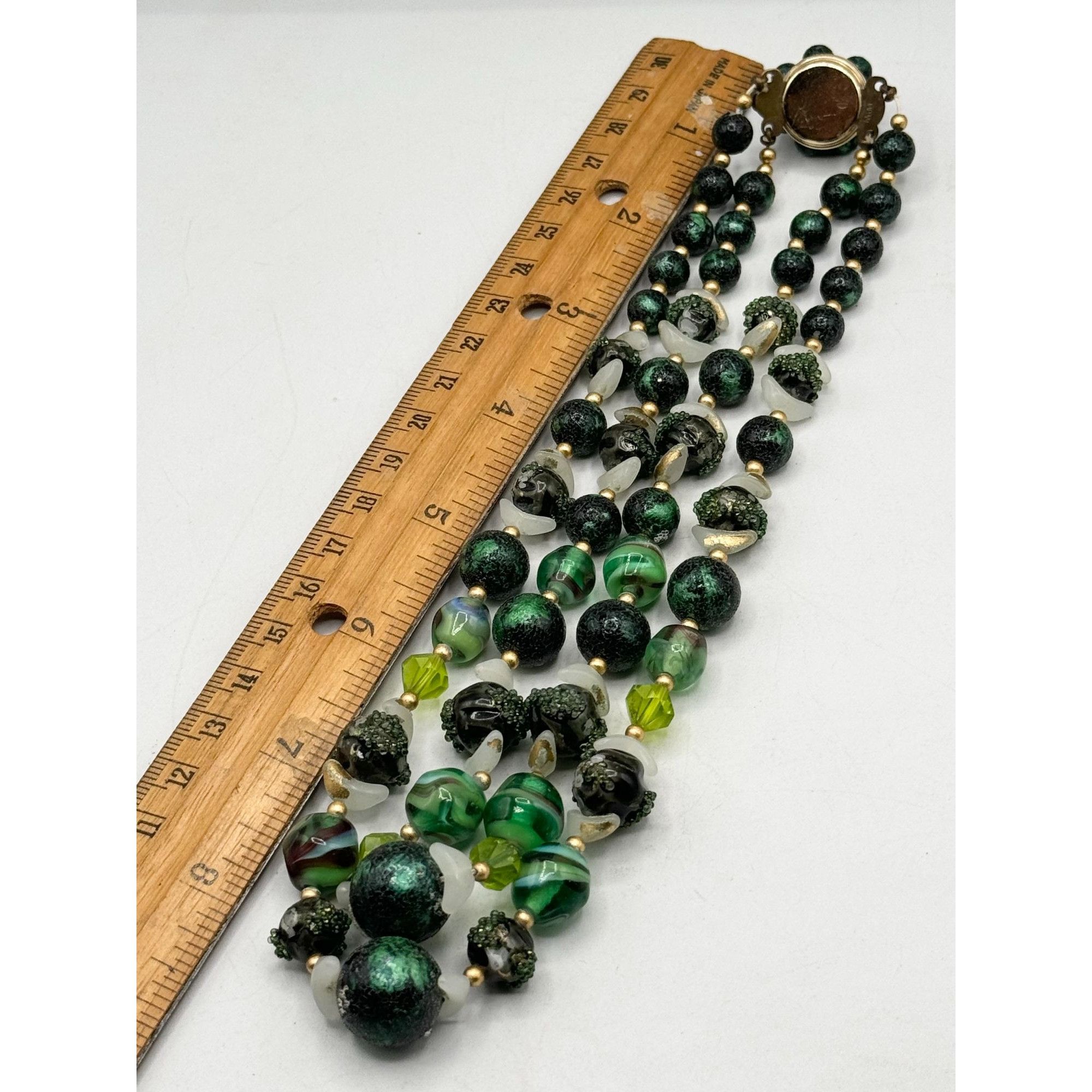 Vintage Vintage Japan Green Art glass beaded collar necklace Size ONE SIZE - 7 Thumbnail