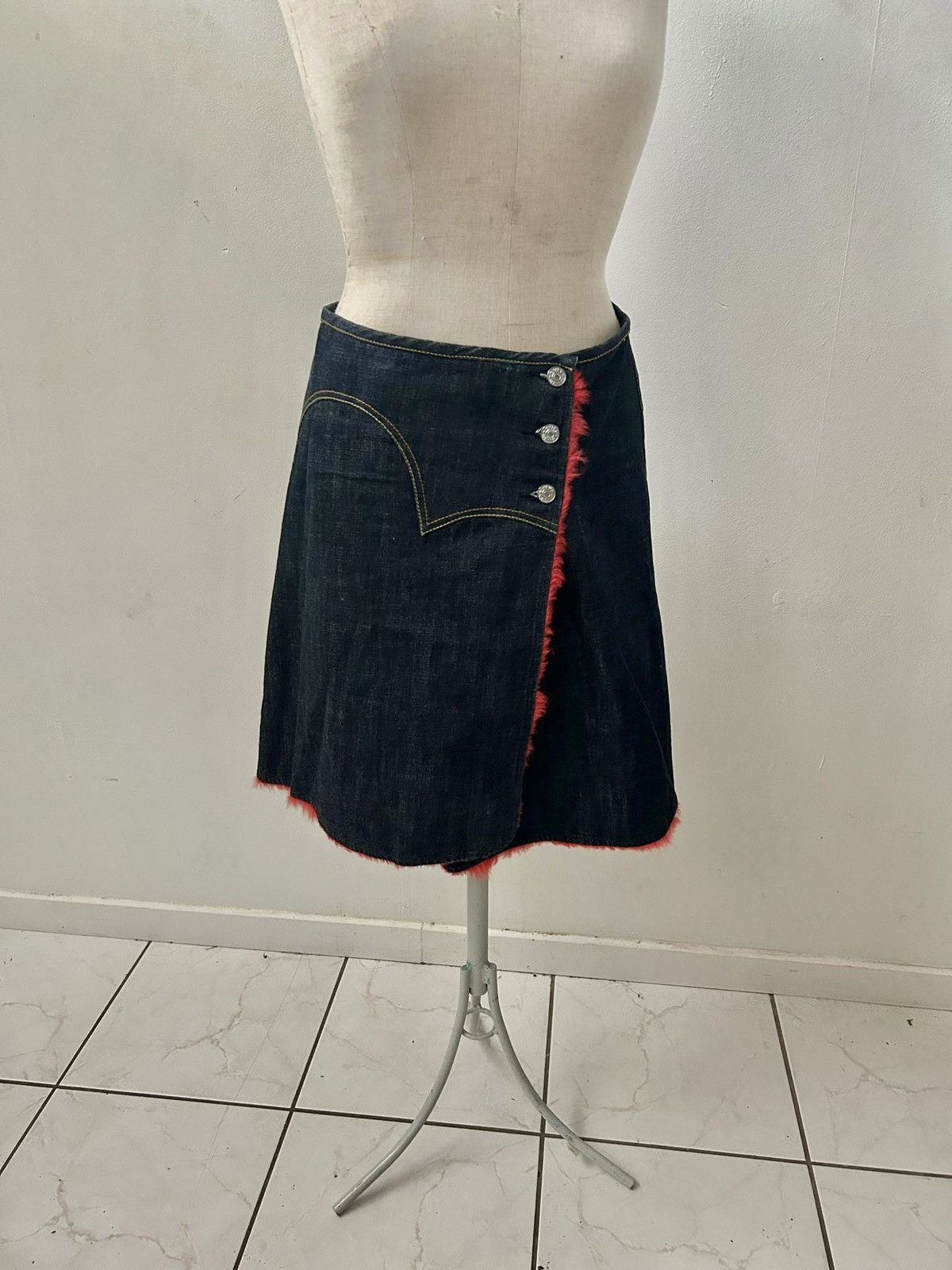 Evisu Evisu skirt Size 27" / US 4 / IT 40 - 3 Thumbnail