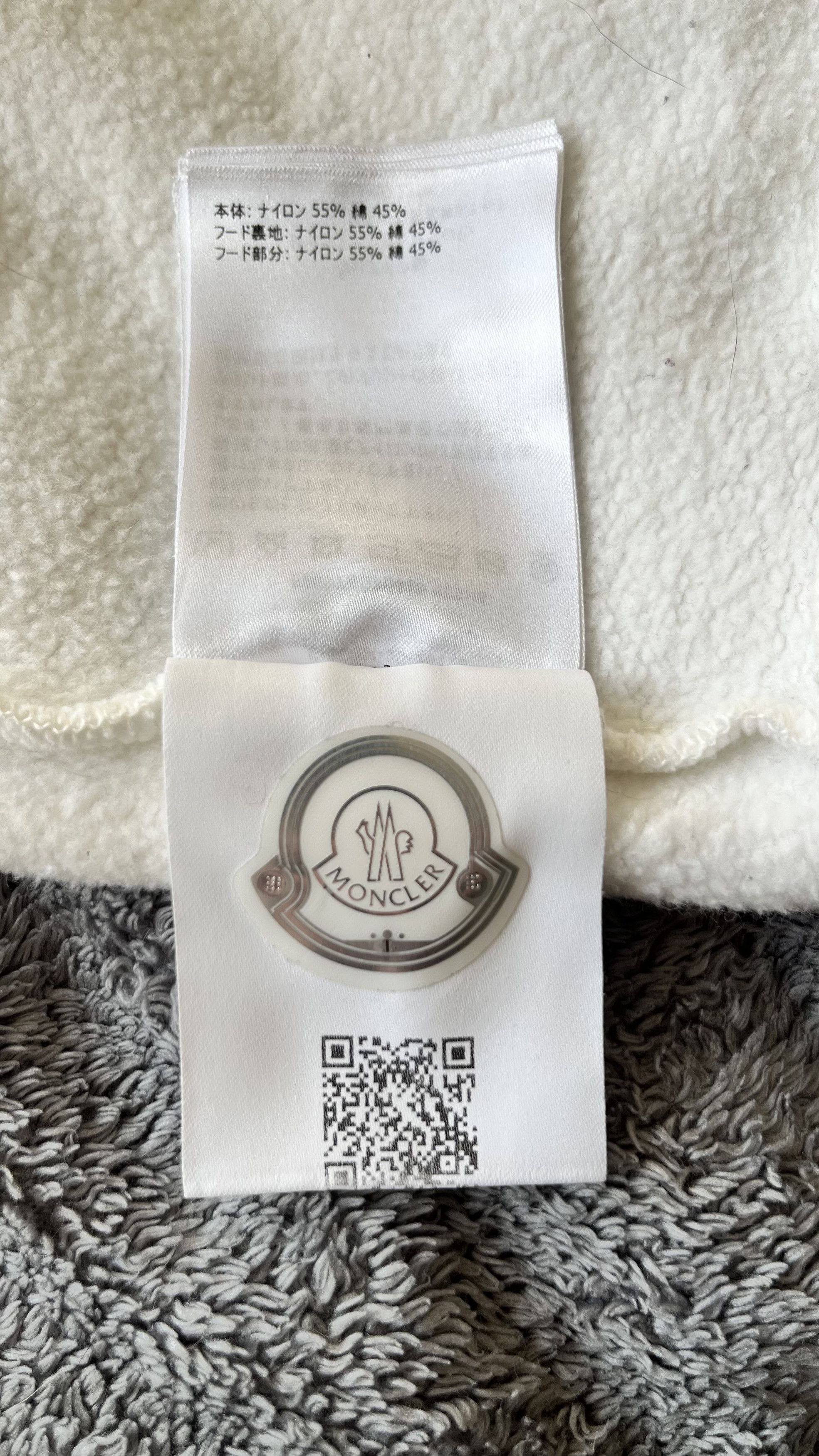 Moncler Grenoble Moncler Grenoble Logo Print Hoodie Size US S / EU 44-46 / 1 - 13 Thumbnail