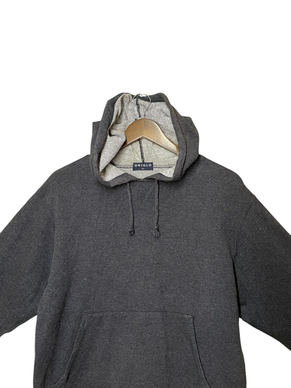 Uniqlo Uniqlo hoodie sweatshirt size M Size US M / EU 48-50 / 2 - 4 Thumbnail
