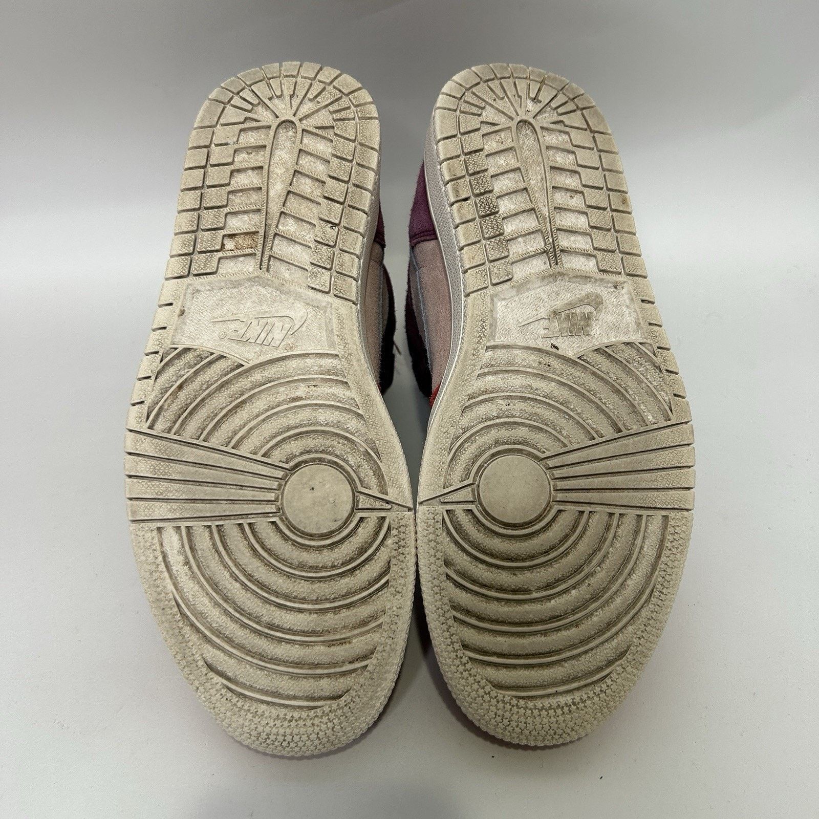 Jordan Brand Nike Air Jordan 1 High Retro X Aleali May “Court Lux” Size US 8.5 / IT 38.5 - 7 Thumbnail