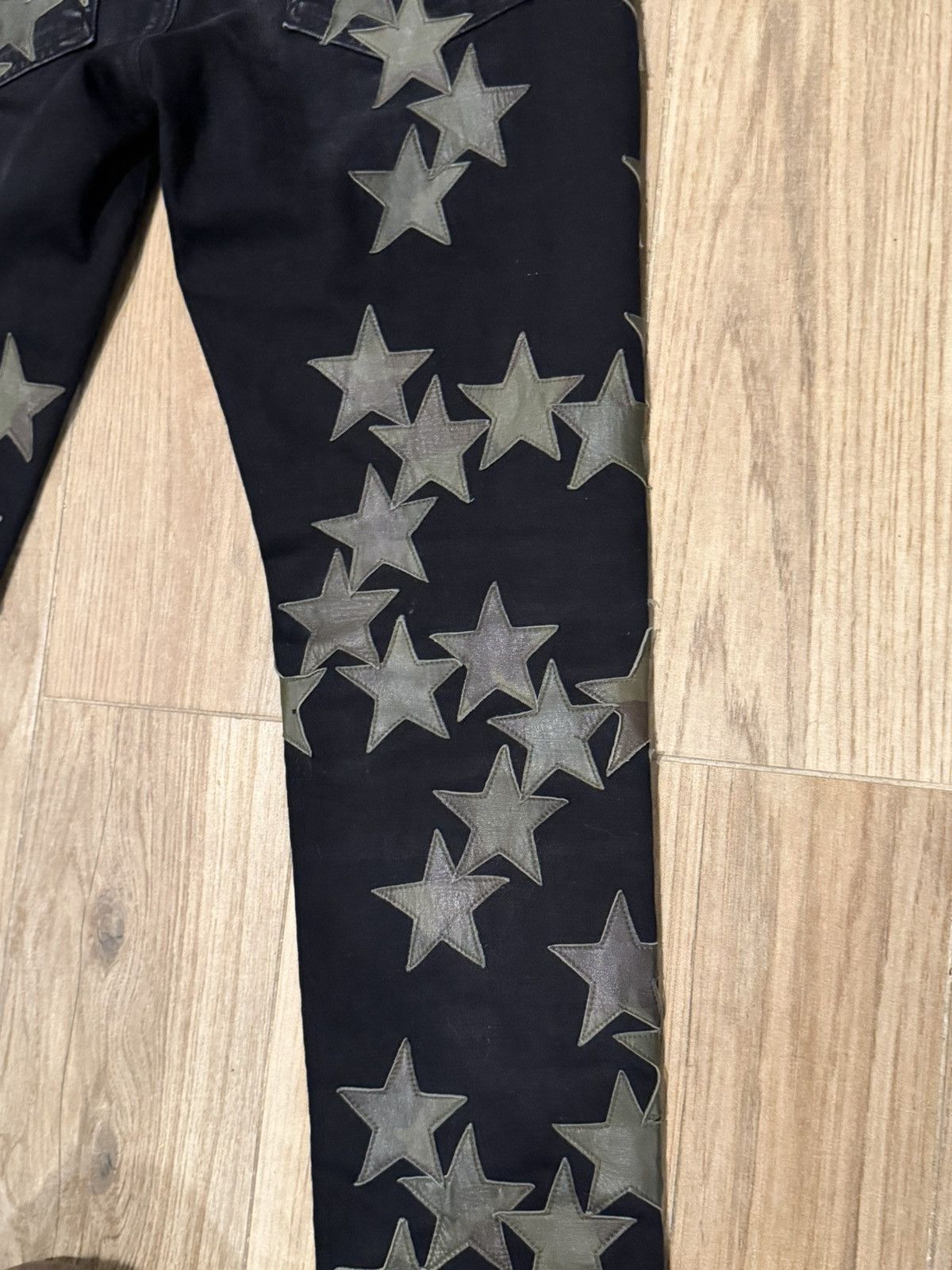Amiri Amiri X Chemist Camo Leather Star Patch Blk Denim Jeans Size US 32 / EU 48 - 12 Thumbnail