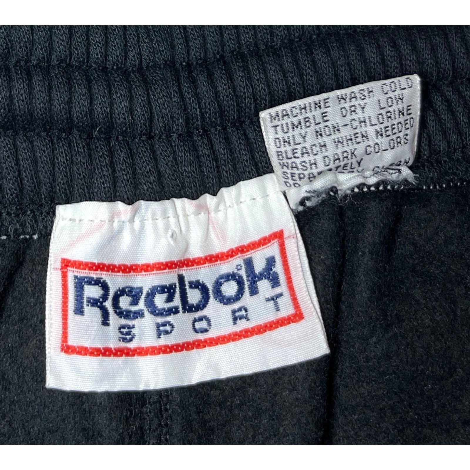 Reebok Reebok Sport Men’s Vintage 90s Athletic Sweat Shorts Size US 31 - 7 Thumbnail