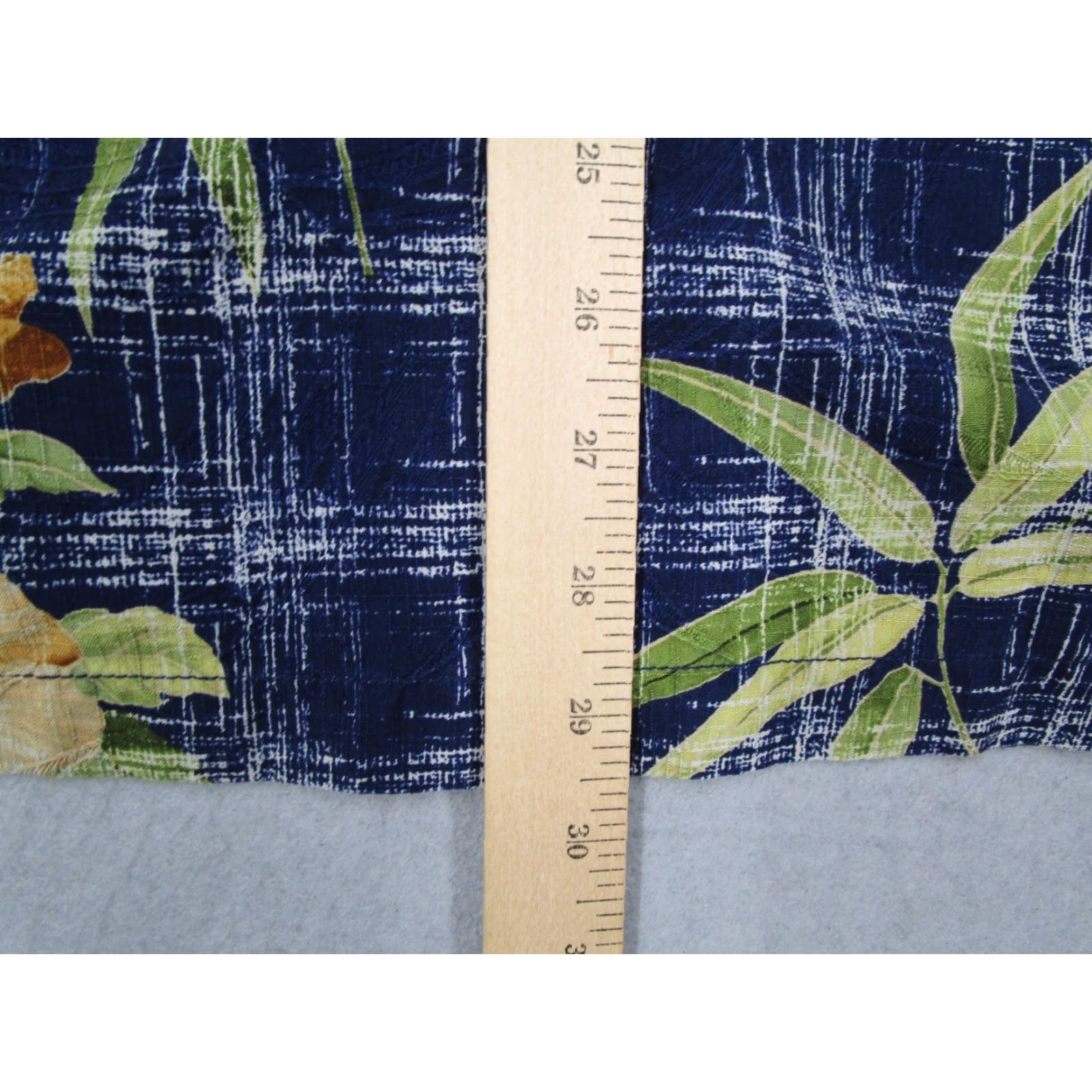 Tommy Bahama VINTAGE Tommy Bahama Shirt Men Large Blue Floral Silk Hawaiian Short Sleeve Collared Button-Up Size US L / EU 52-54 / 3 - 6 Thumbnail