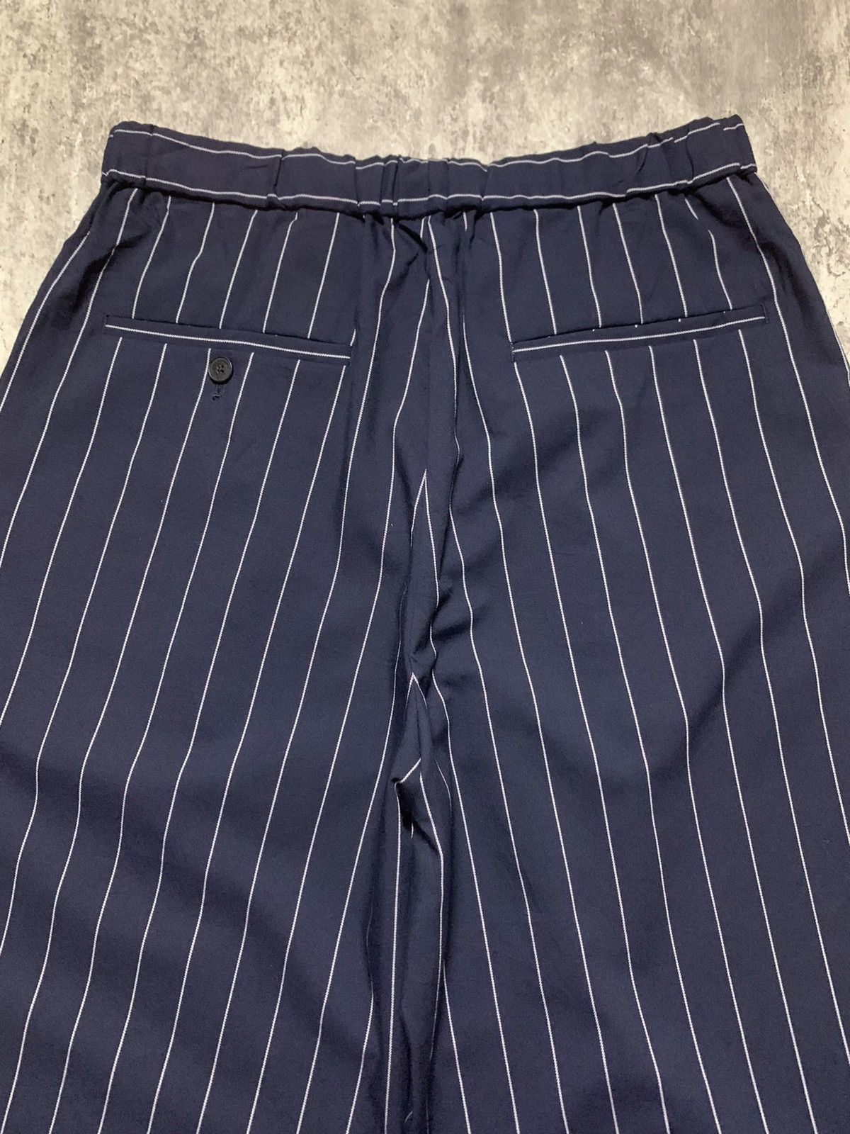 Maison MIHARA YASUHIRO Maison Mihara Yasuhiro x GU Baggy Stripes Pants Size US 30 / EU 46 - 7 Thumbnail