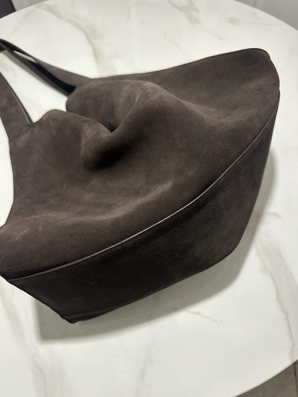 Cos COS ALCOVE TOTE SUEDE BAG Size ONE SIZE - 6 Thumbnail