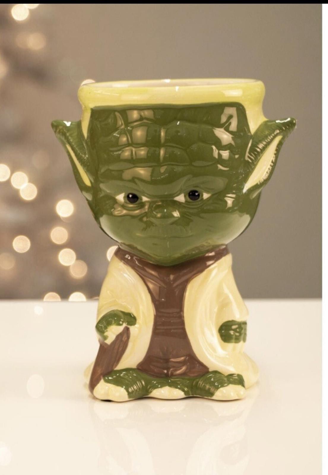 Star Wars Star Wars Yoda Ceramic Goblet Mug With Cocoa Mix NEW IN BOX Size ONE SIZE - 1 Thumbnail