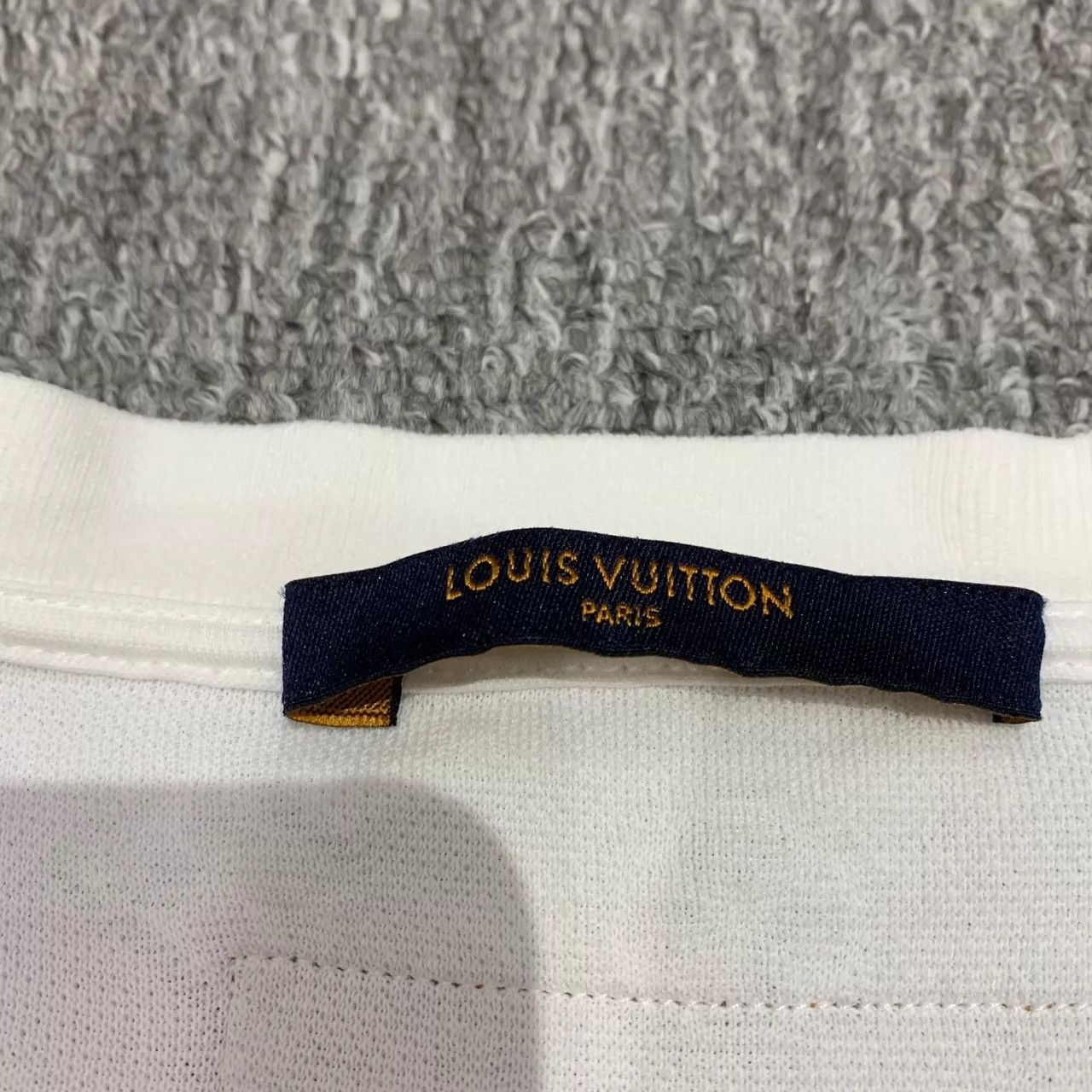 Louis Vuitton LV white ocean animal beaded tee XL 95 New Size US XL / EU 56 / 4 - 4 Thumbnail
