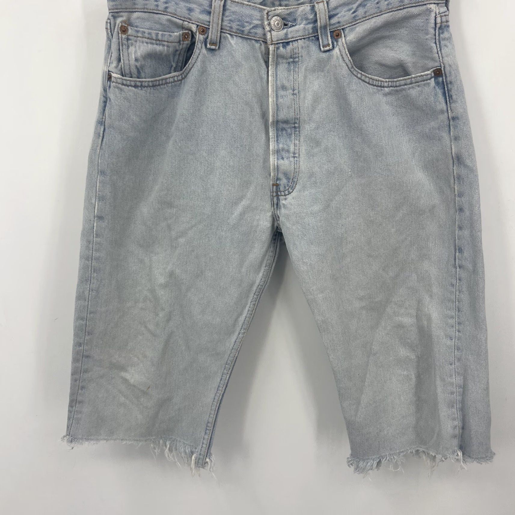 Levi's VINTAGE Levi's 501 High Rise Denim Jeans Womens 33 Blue Cut Off USA Jorts Size 24" / US 00 / IT 34 - 3 Thumbnail
