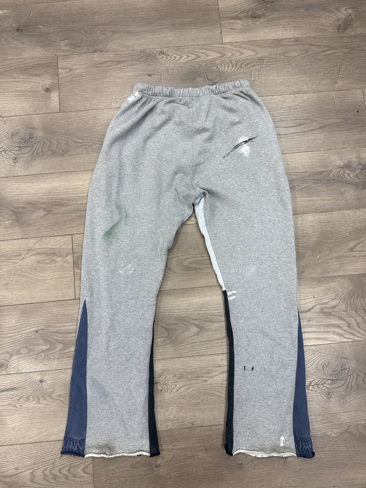 Gallery Dept. Gallery dept flare grey sweatpants 2xl og | Grailed