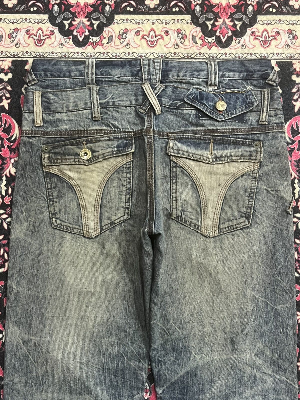 Le Grande Bleu (L.G.B.) Vintage Japan Daily Topics Double Waist Whisker Rusty Jeans Size US 34 / EU 50 - 6 Thumbnail