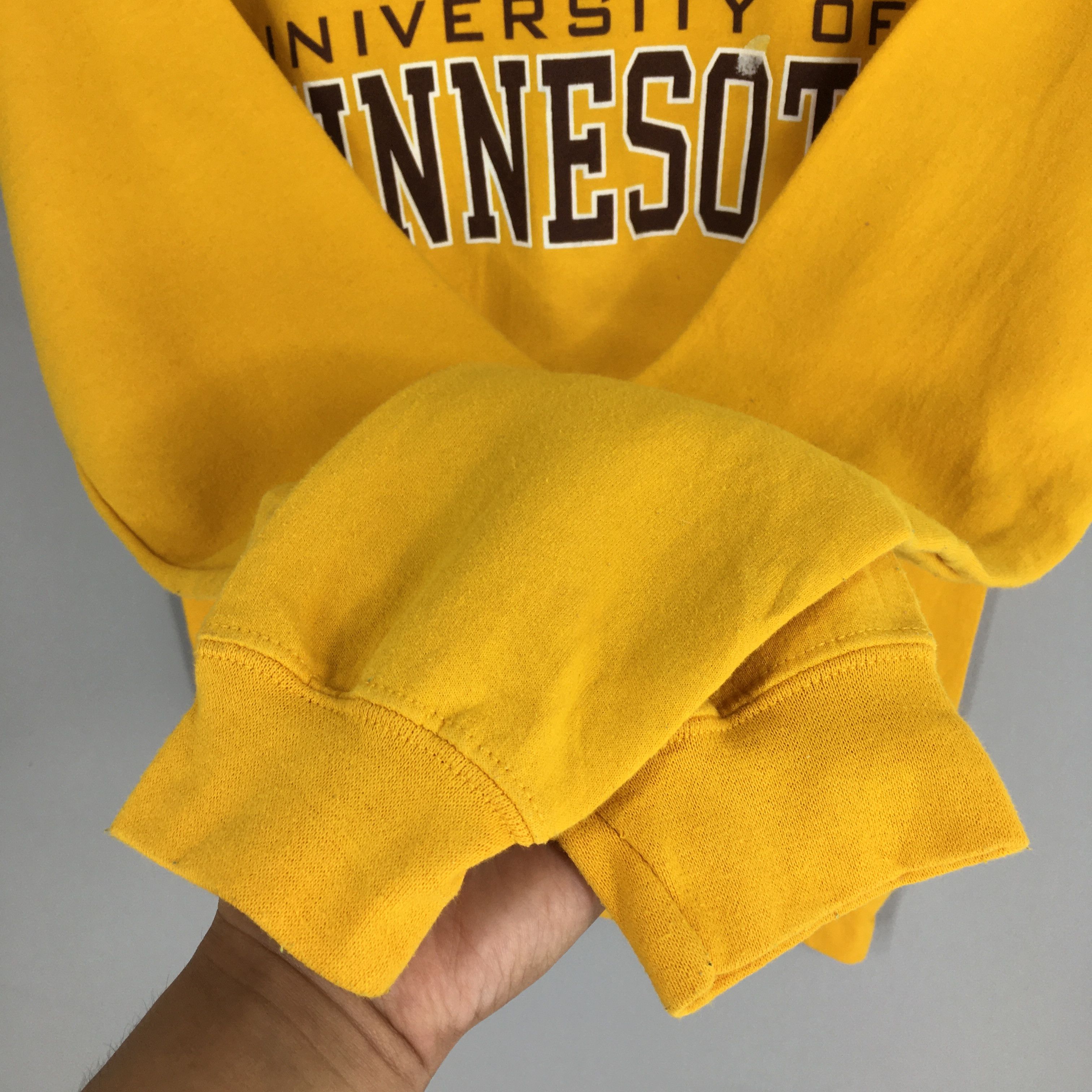 NCAA × Vintage Vintage University Of Minnesota Yellow Sweatshirt Small Size US S / EU 44-46 / 1 - 7 Thumbnail