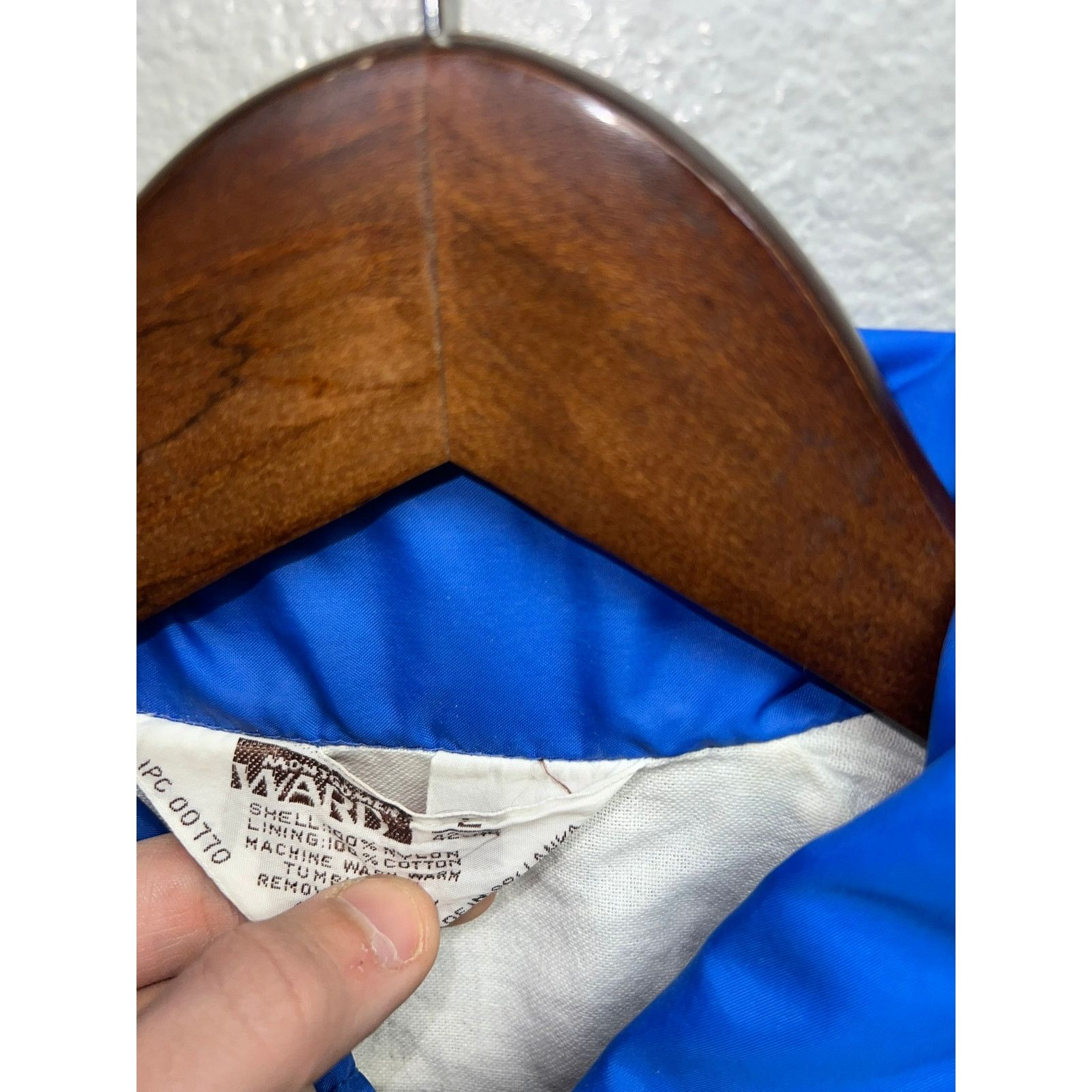Vintage Vintage Montgomery Ward Jacket Blue Blank Button Down Nylon Size US L / EU 52-54 / 3 - 8 Thumbnail