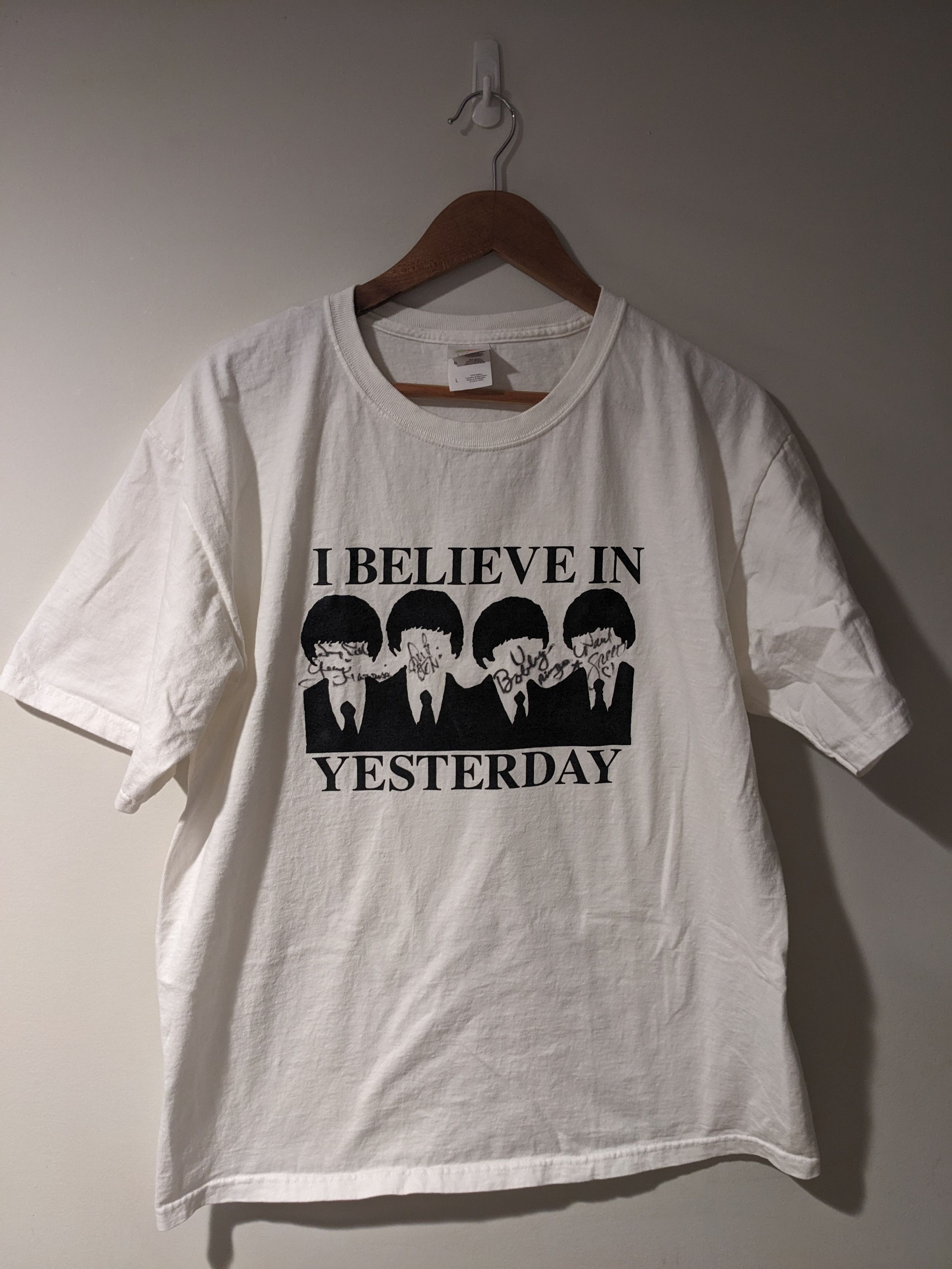 Band Tees × Vintage Vintage Y2K The Beatles I Believe in Yesterday T-Shirt Size US L / EU 52-54 / 3 - 1 Thumbnail