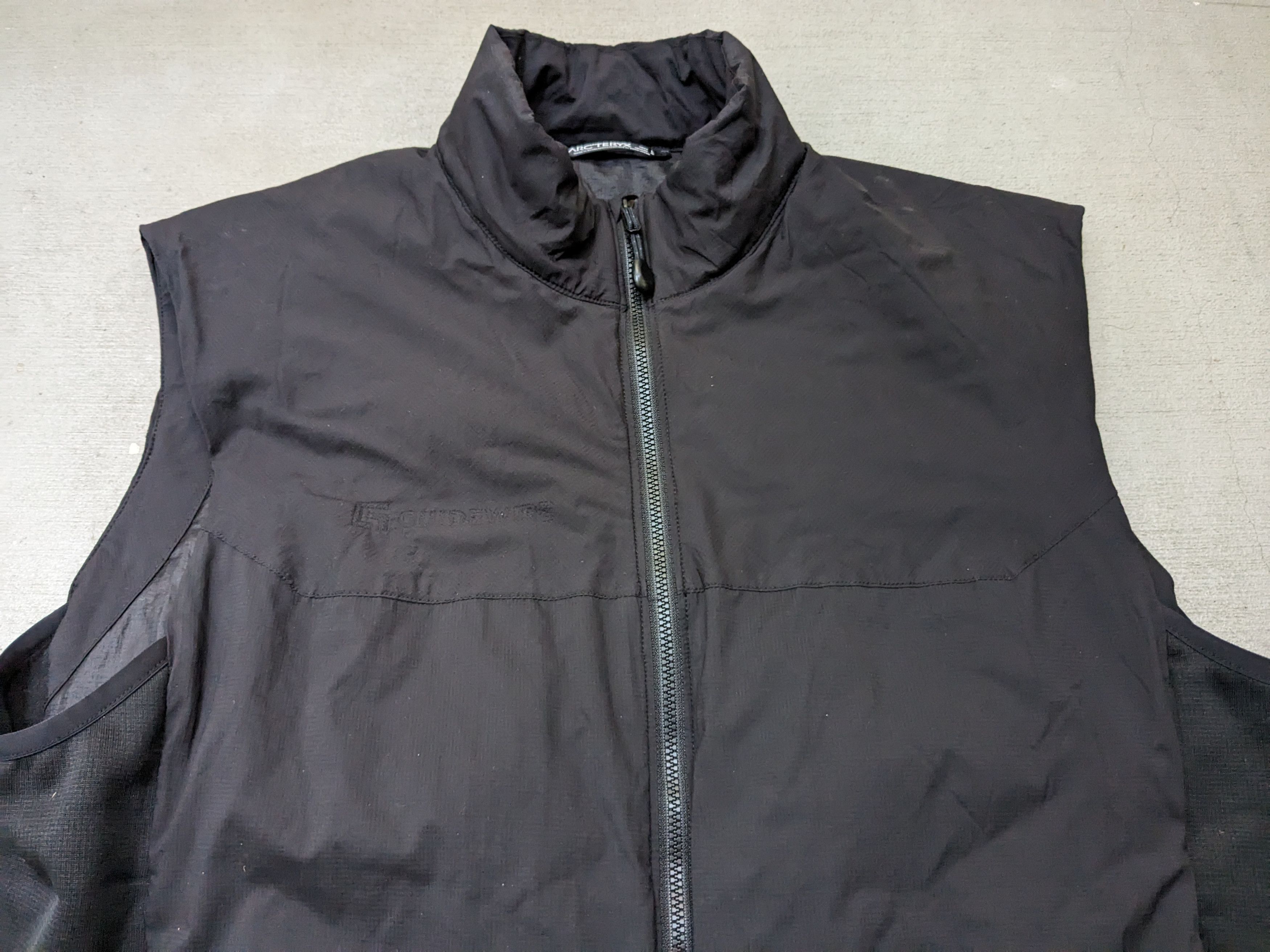 Arc'teryx Arc'teryx Vest Black Zip Up Nylon Polyester Techwear Size US L / EU 52-54 / 3 - 6 Thumbnail