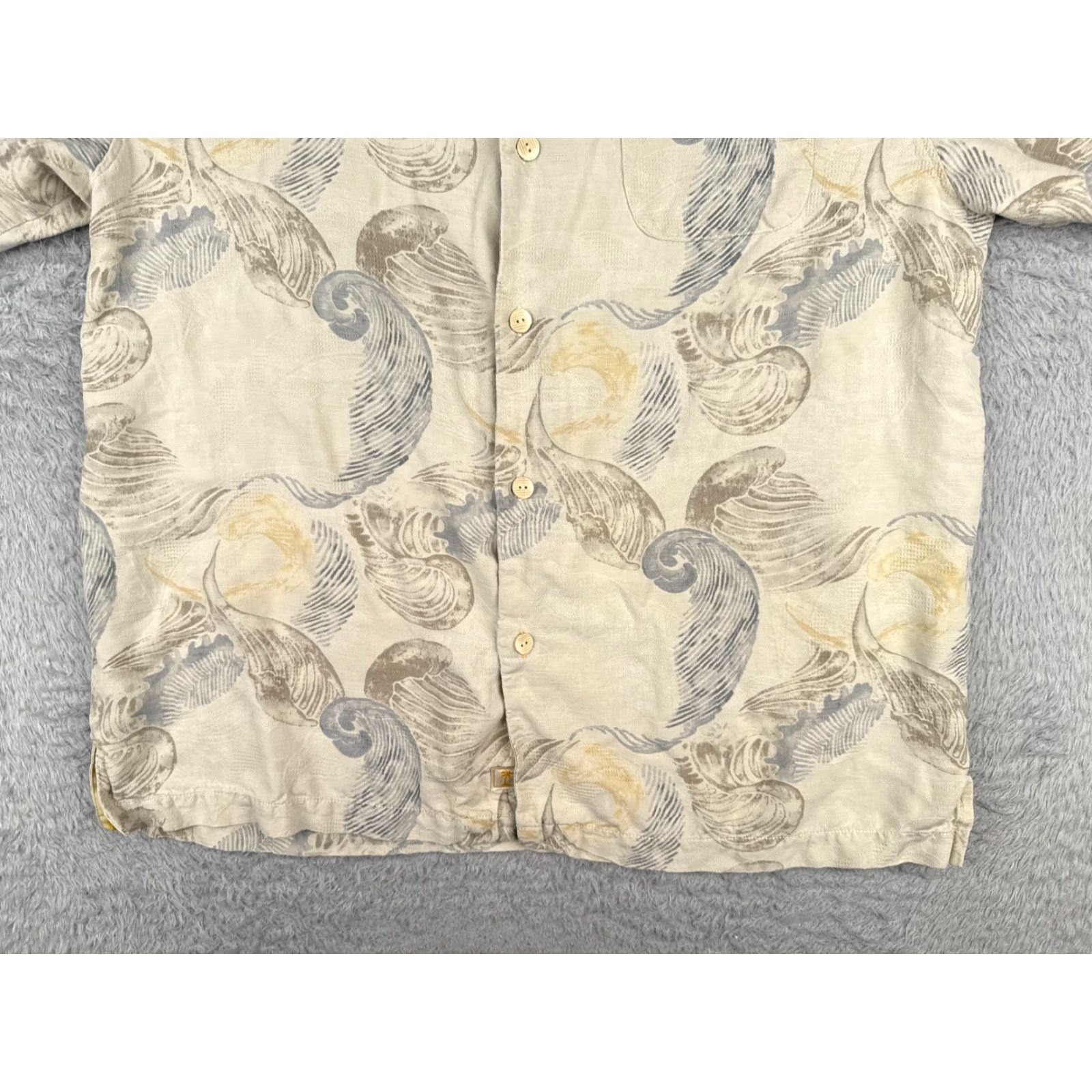 Tommy Bahama Tommy Bahama Shirt Men Large Ivory Waves 100% Silk Button Up Hawaiian Pocket Shirt (L) Ivory Silk Beach Designer Hawaiian Mens Size US L / EU 52-54 / 3 - 5 Thumbnail