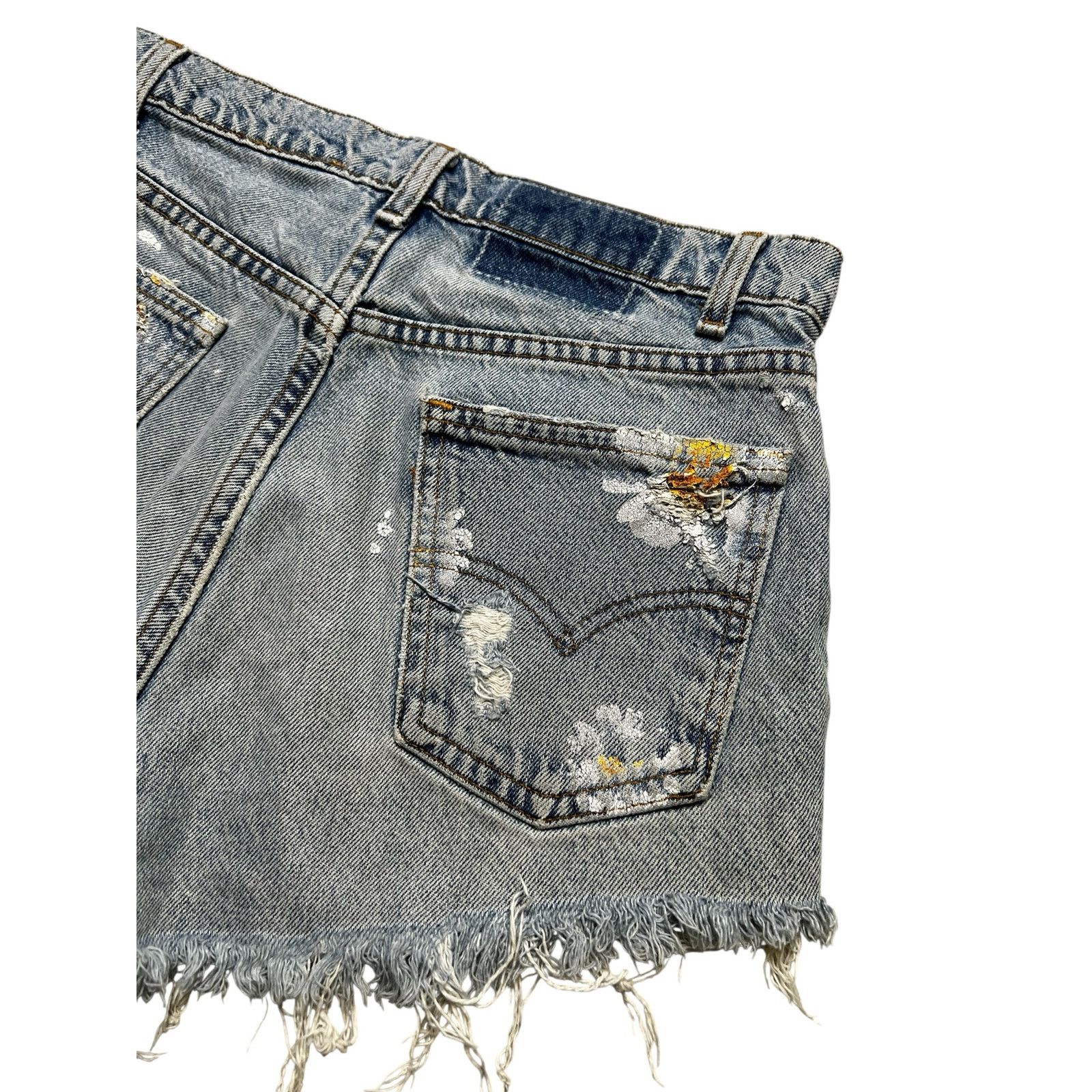 Levi's Vintage 90s Levi’s Women’s Distressed Denim Shorts - 31 Size 31" - 4 Thumbnail
