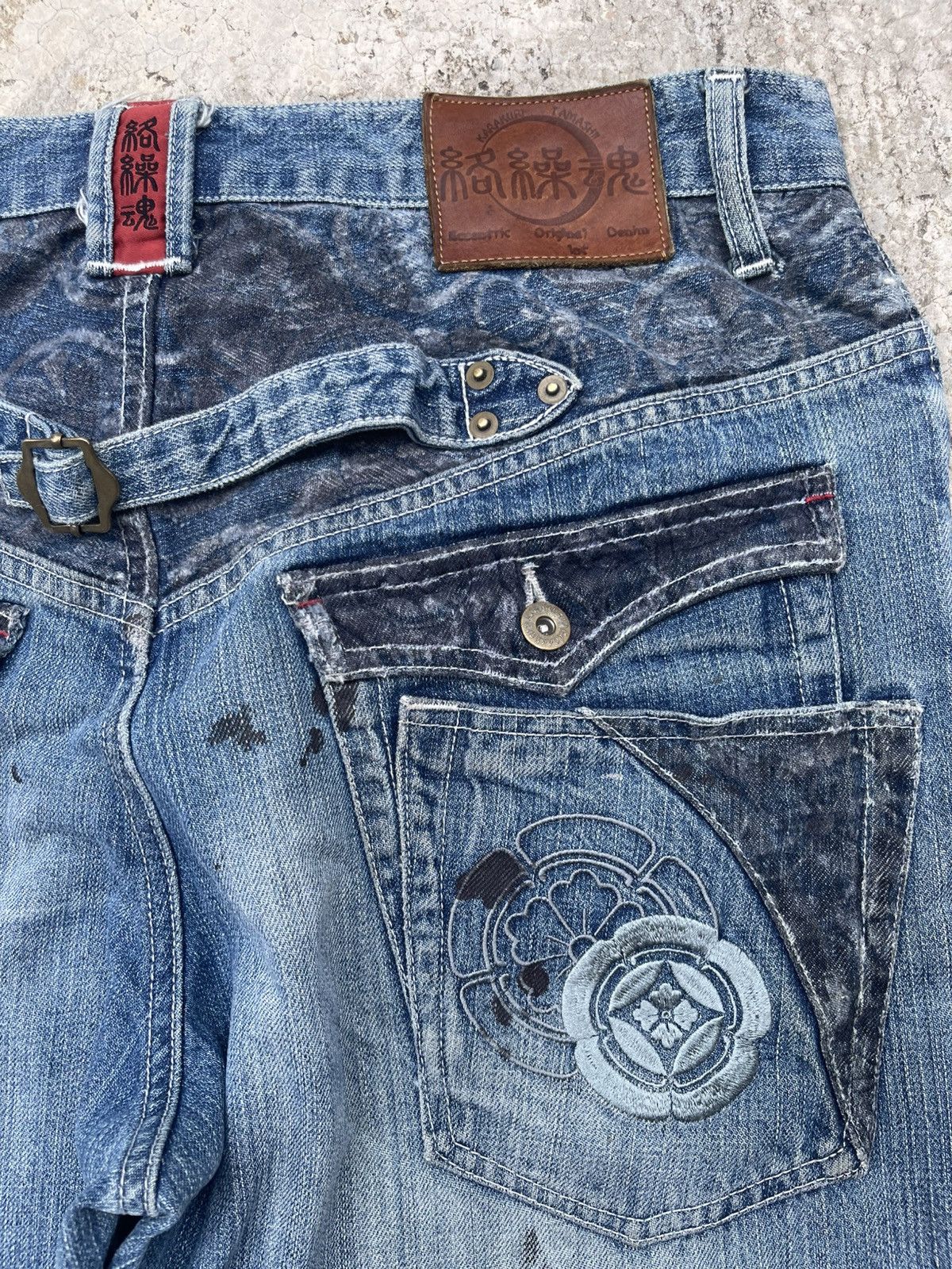 Karakuri Tamashii Karakuri Tamashii Japanese Embroidery Baggy Denim Jeans Size US 36 / EU 52 - 12 Thumbnail
