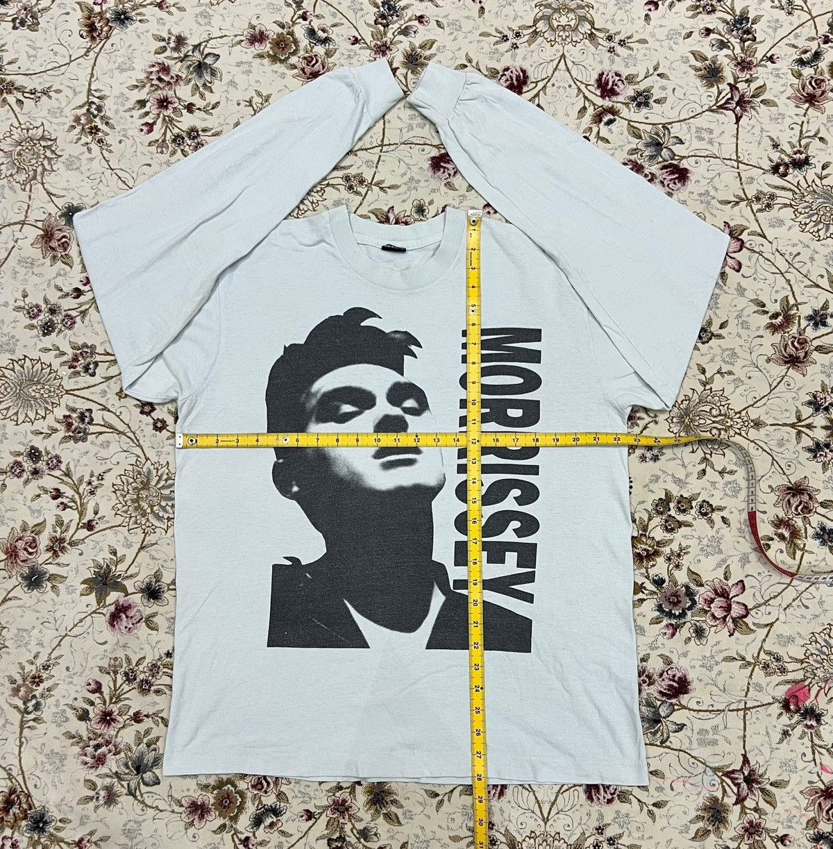 Morrissey VINTAGE 90s MORRESSEY TOUR CONCERT TSHIRT Size US L / EU 52-54 / 3 - 9 Thumbnail