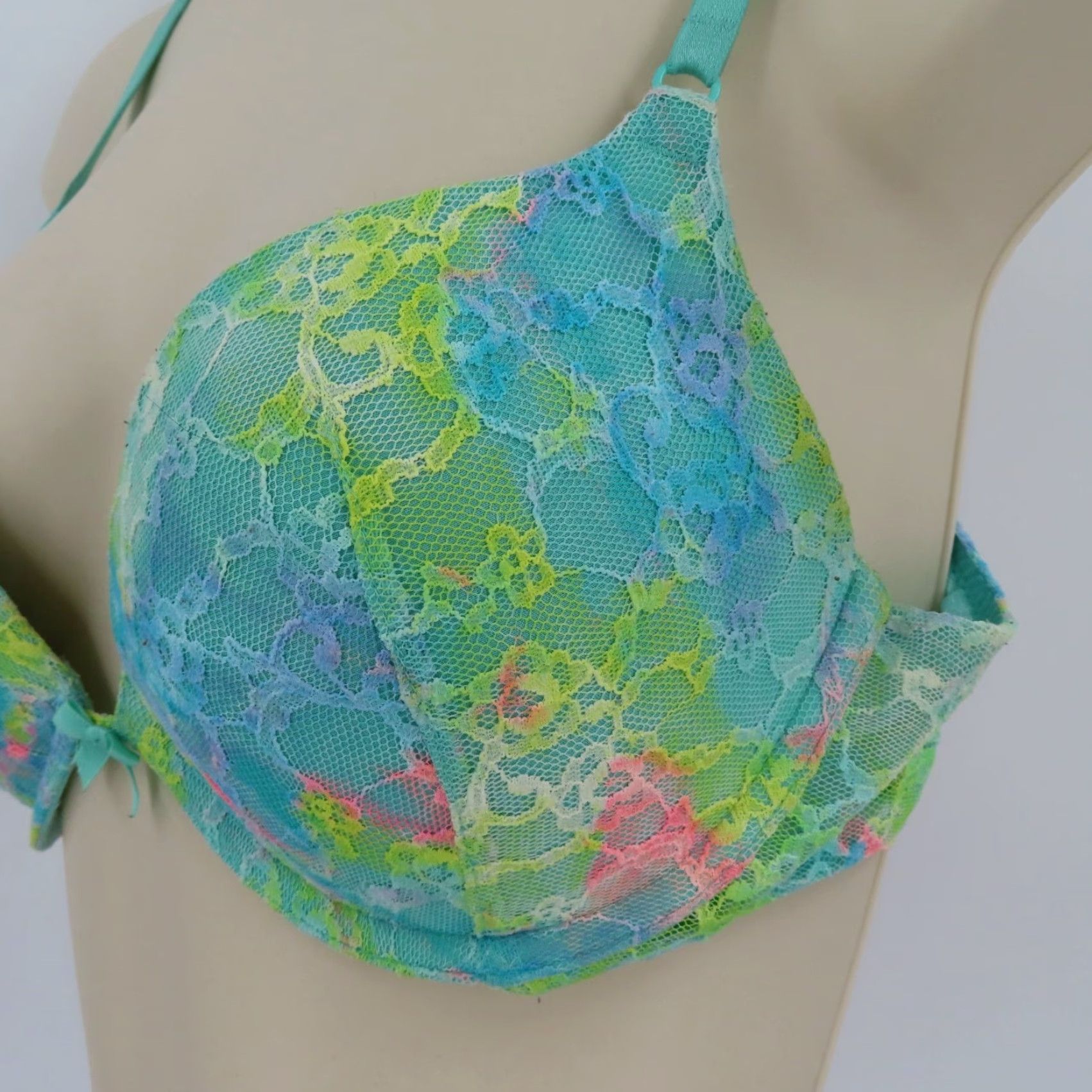 Victoria's Secret V IC TORIA'S SECRET Push Up Bra 34C Multicolor Floral Underwire Padded Lace Women Bra Size ONE SIZE - 4 Thumbnail