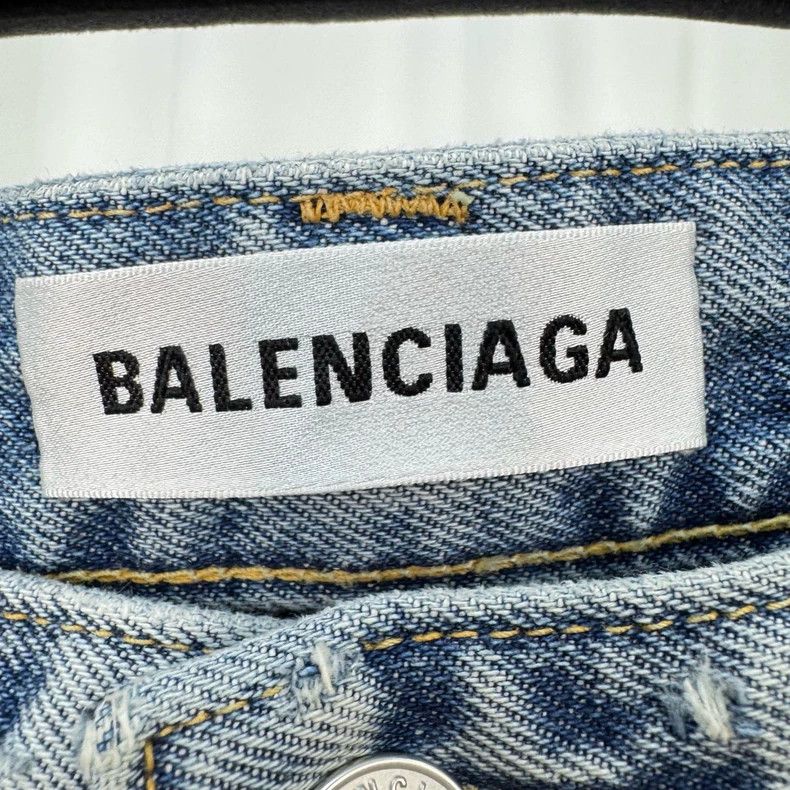 Balenciaga Balenciaga All over the sky destroys washed jeans Size US 28 / EU 44 - 6 Thumbnail
