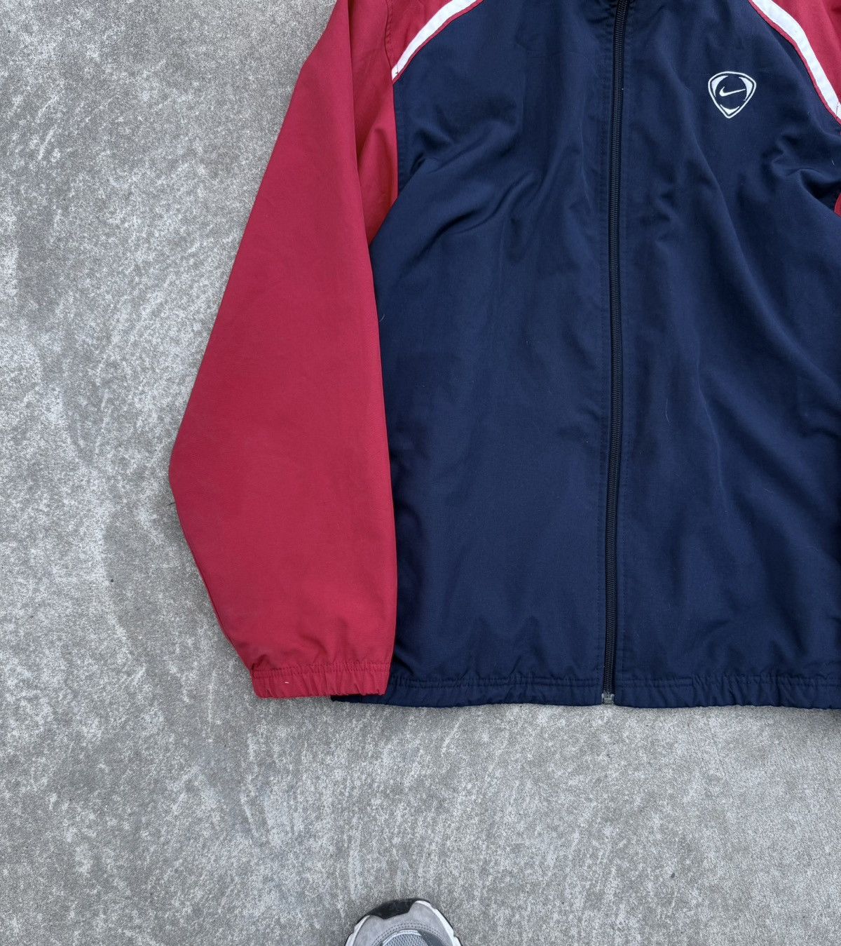 Nike × Vintage Vintage Nike Y2K streetwear windbreaker jacket Size US L / EU 52-54 / 3 - 4 Thumbnail