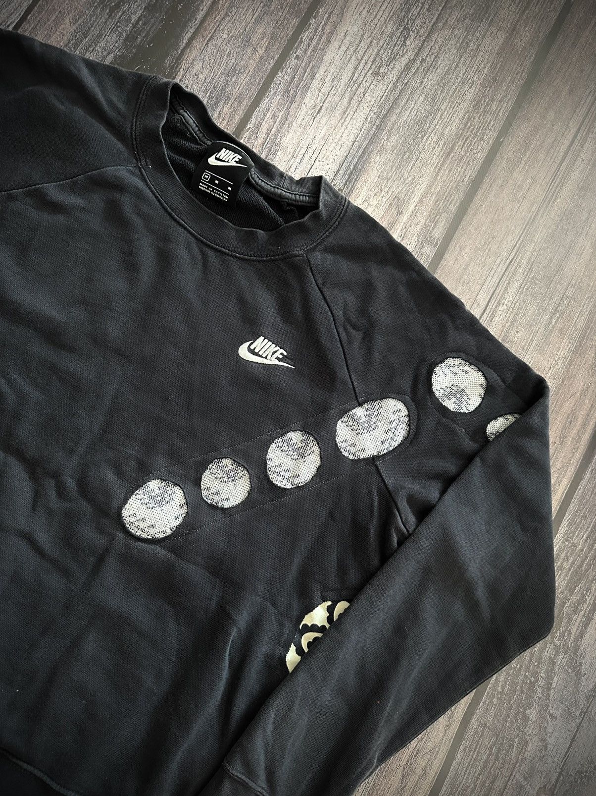Nike Nike Custom Sweatshirt Vintage 90s Reworked Size US M / EU 48-50 / 2 - 2 Thumbnail
