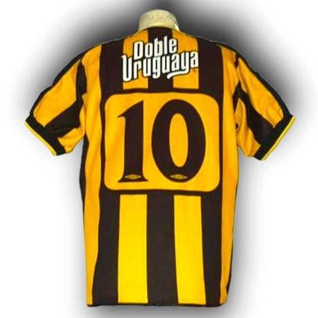 Umbro Club Atletico Penarol Uruguay 2001 2002 2003 Home Shirt Size US L / EU 52-54 / 3 - 2 Thumbnail