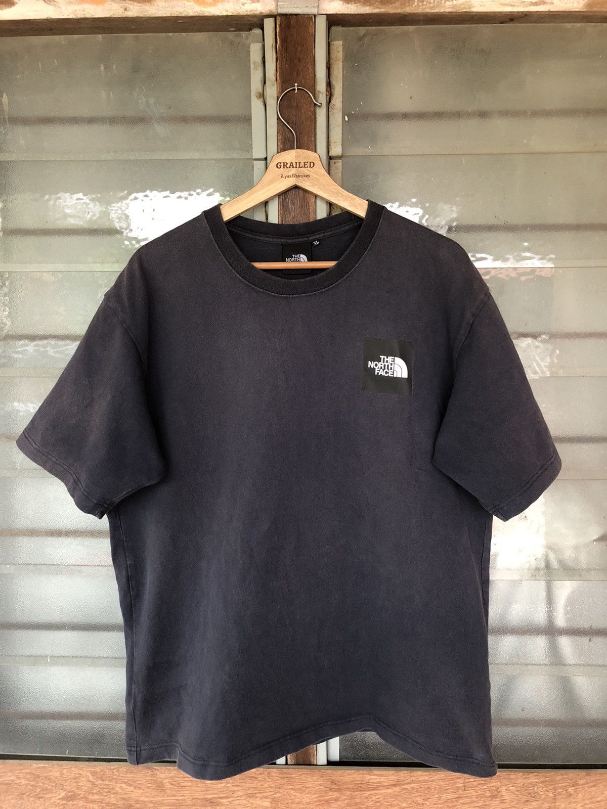 The North Face Vintage 90's The North Face Mountain Faded Tee Size US XL / EU 56 / 4 - 2 Thumbnail