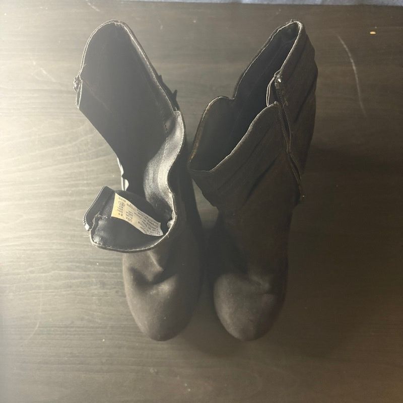 Christian Siriano Christian Siriano Waylan Black Double Buckle Zip Boots 8.5M Size US 8.5 / IT 38.5 - 7 Thumbnail