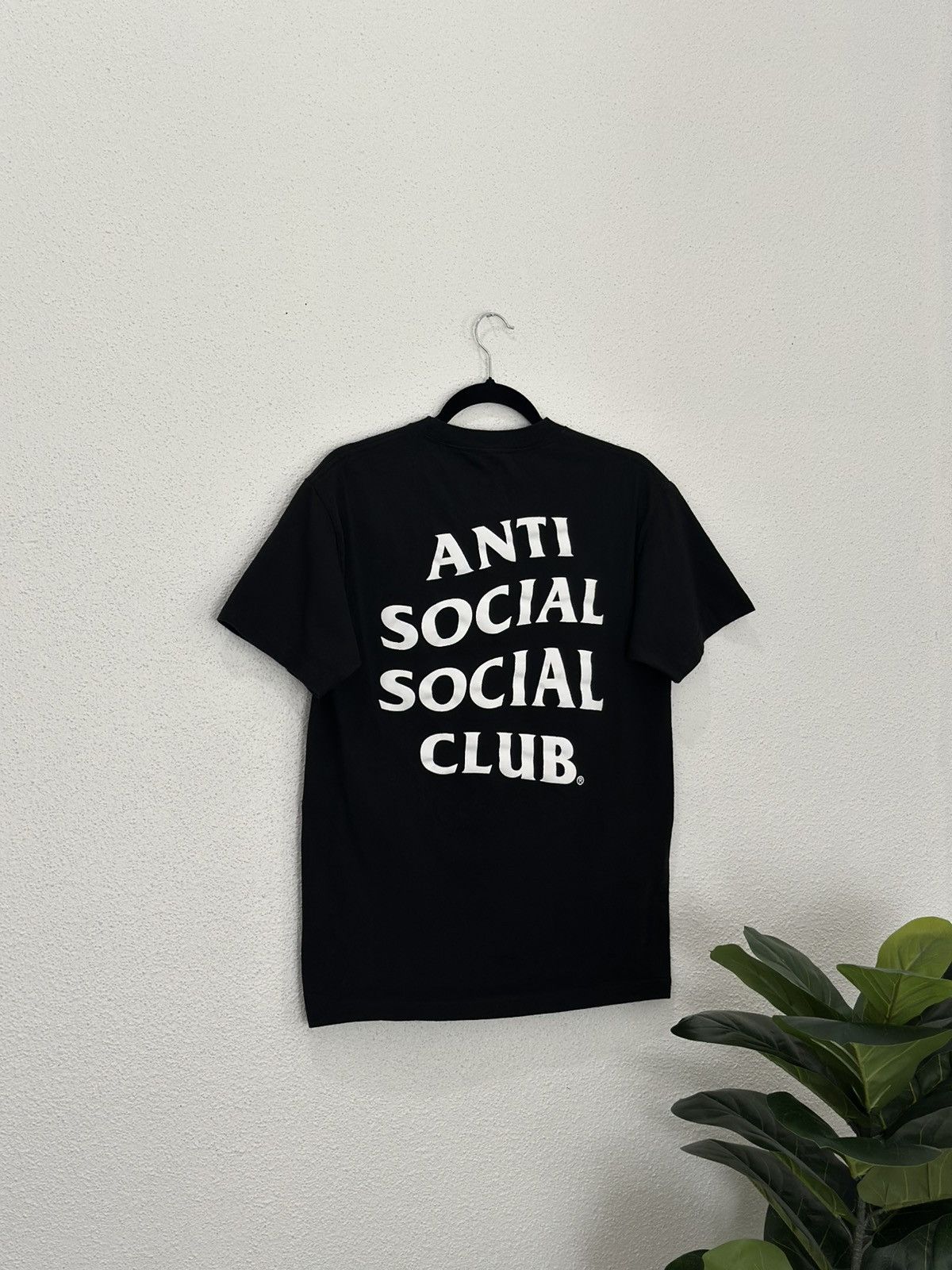 Anti Social Social Club Anti Social Social Club Spell Out Logo Print Men’s M T-Shirt Size US M / EU 48-50 / 2 - 1 Thumbnail